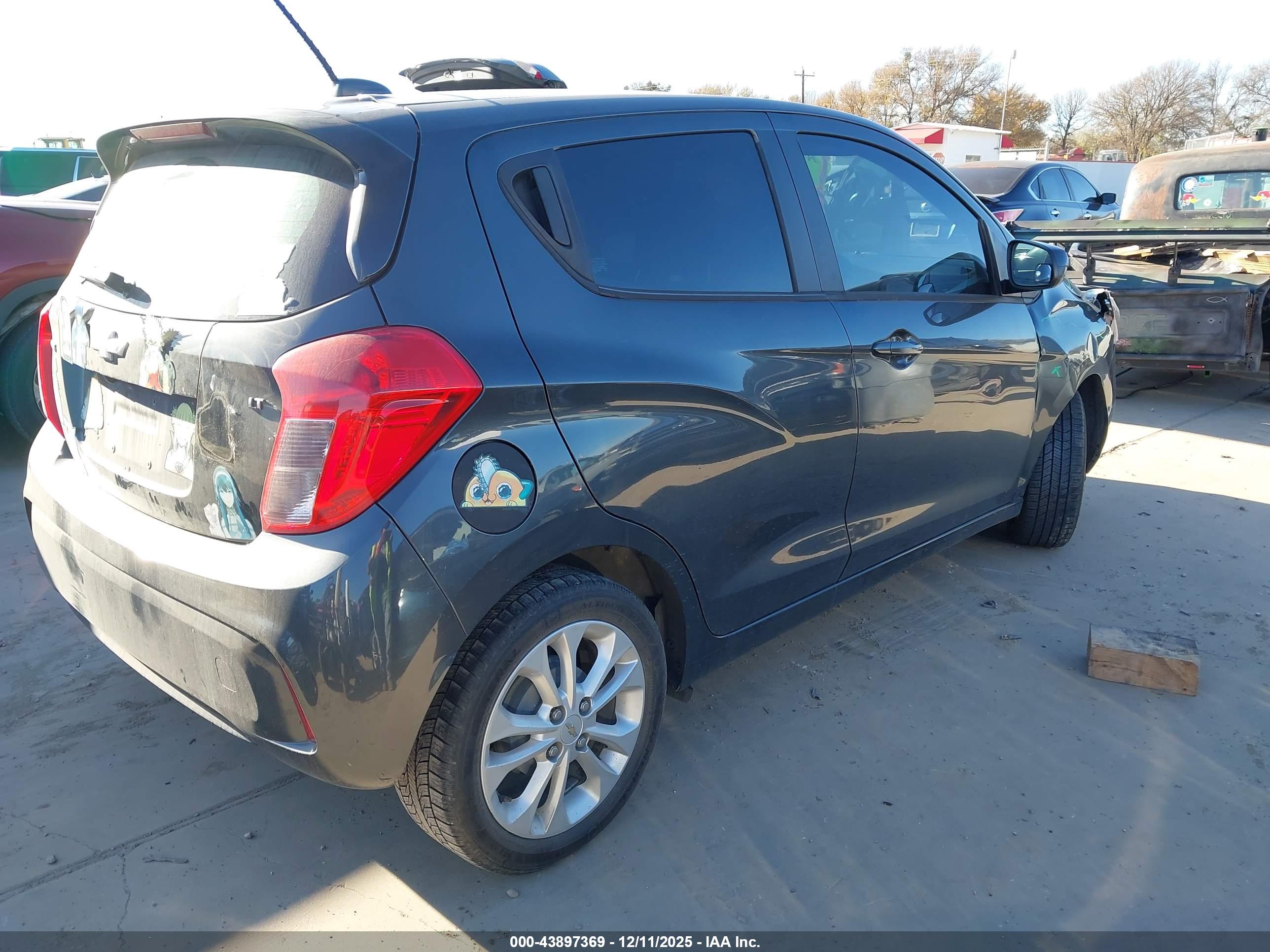 CHEVROLET SPARK image 4