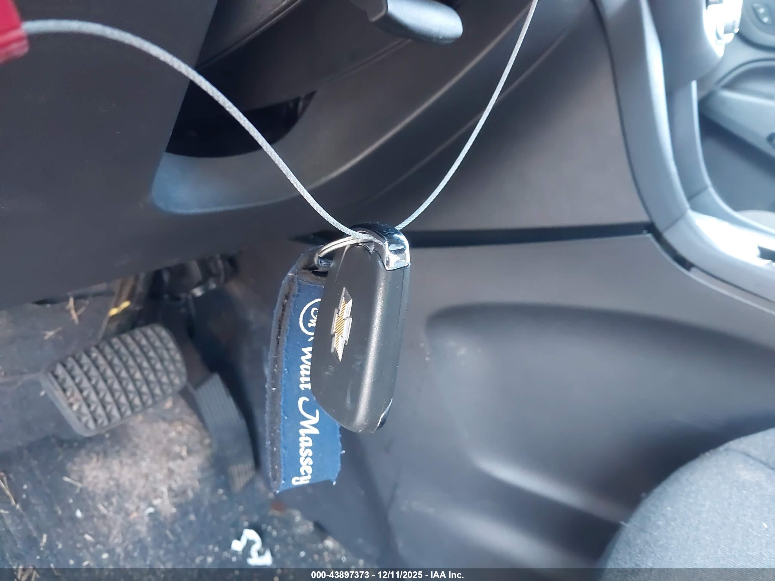 CHEVROLET EQUINOX image 11