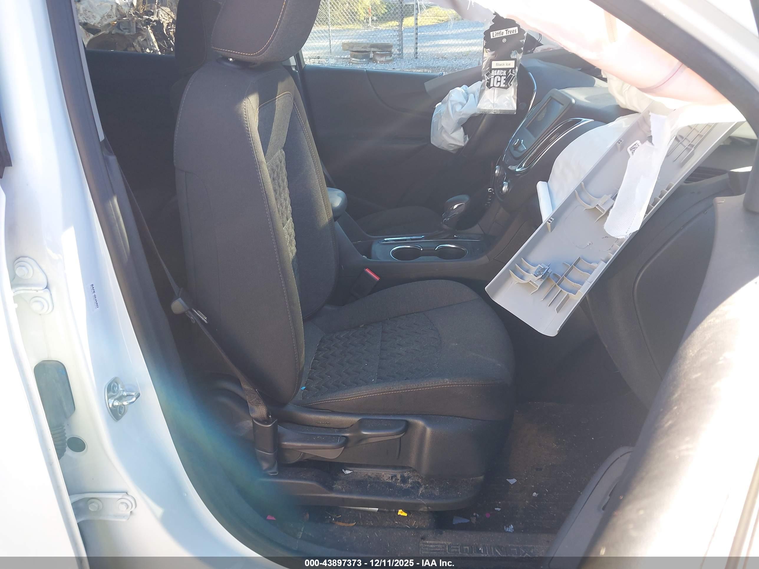 CHEVROLET EQUINOX image 5