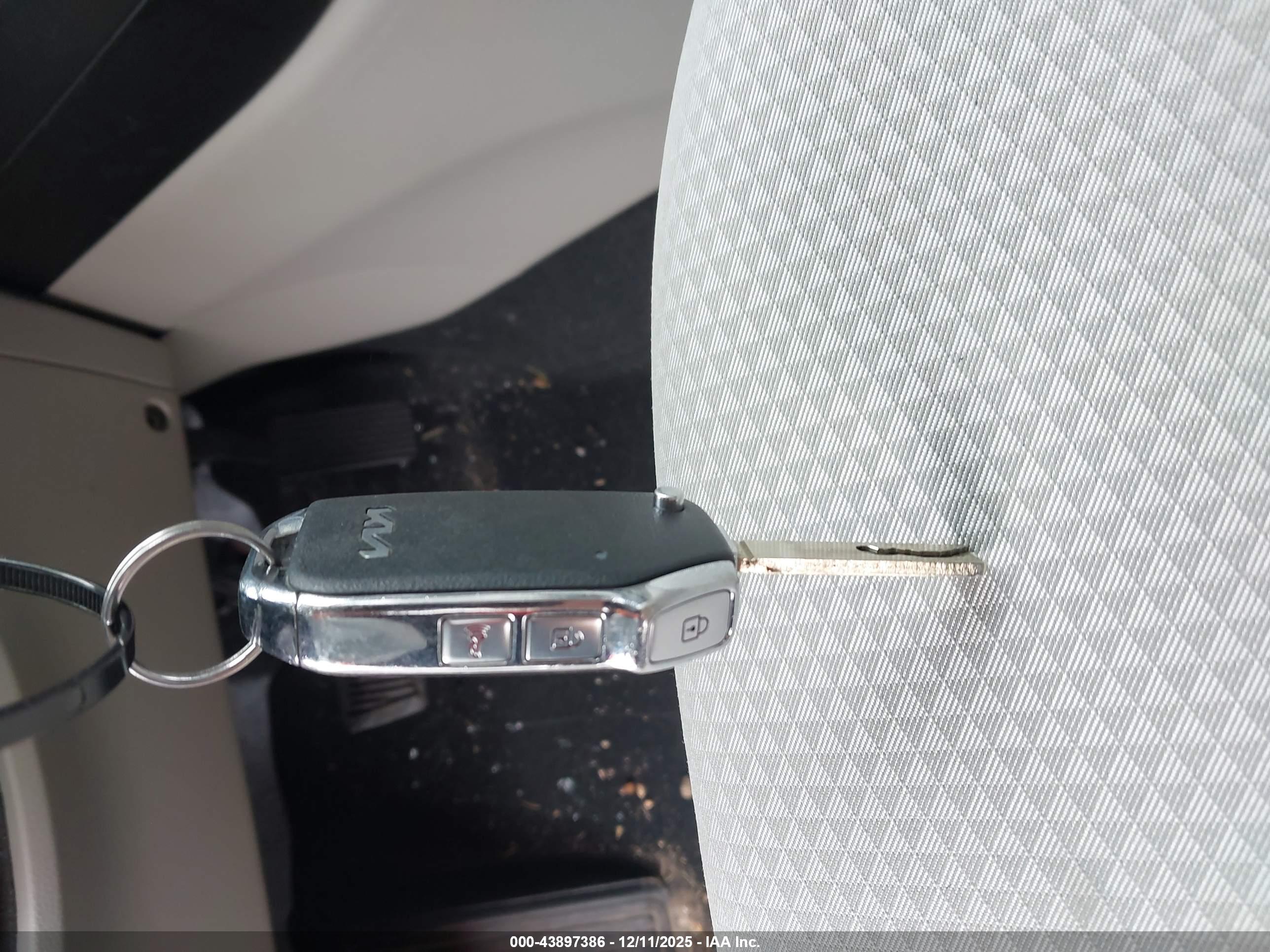 KIA SOUL image 11