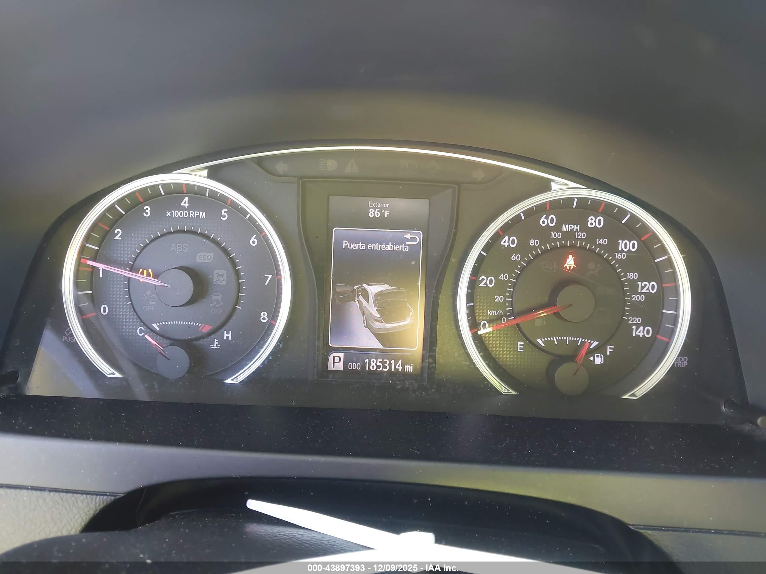 TOYOTA CAMRY image 7