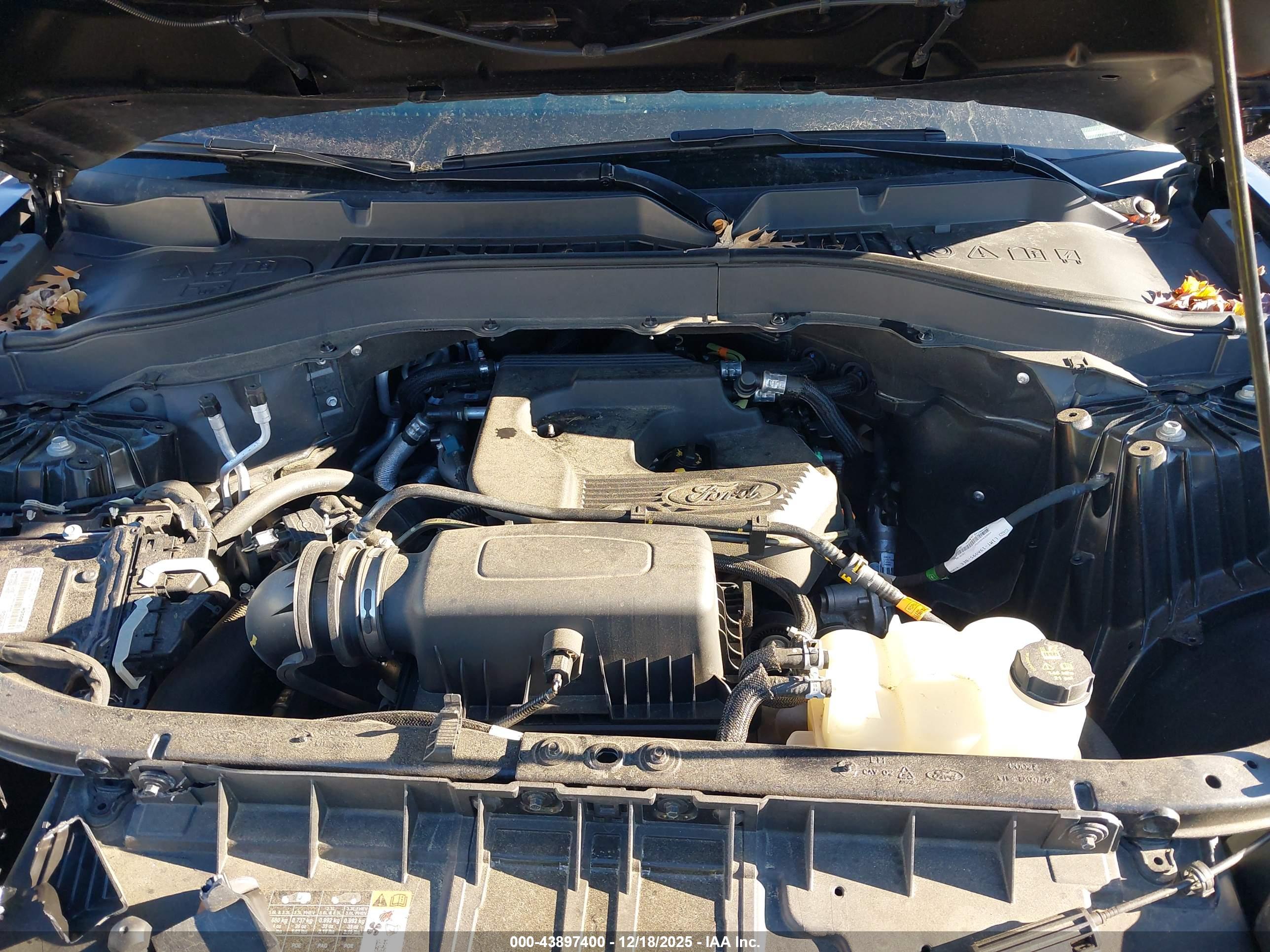 FORD EXPLORER image 10