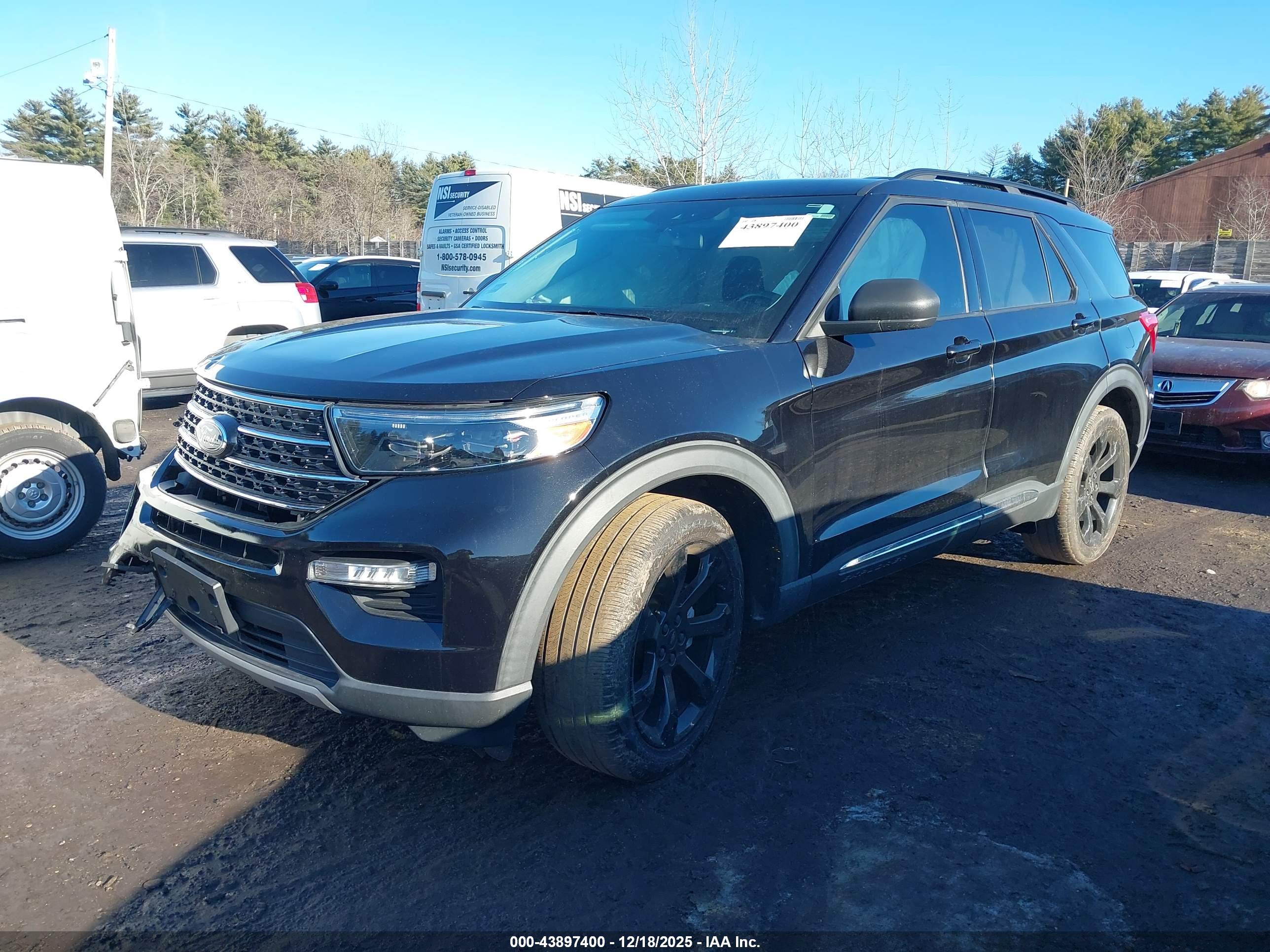 FORD EXPLORER image 2