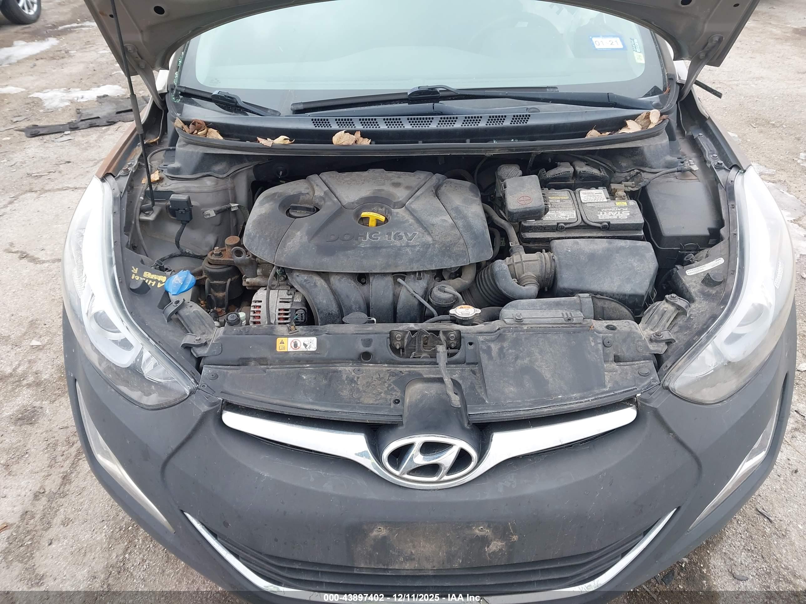 HYUNDAI ELANTRA image 10