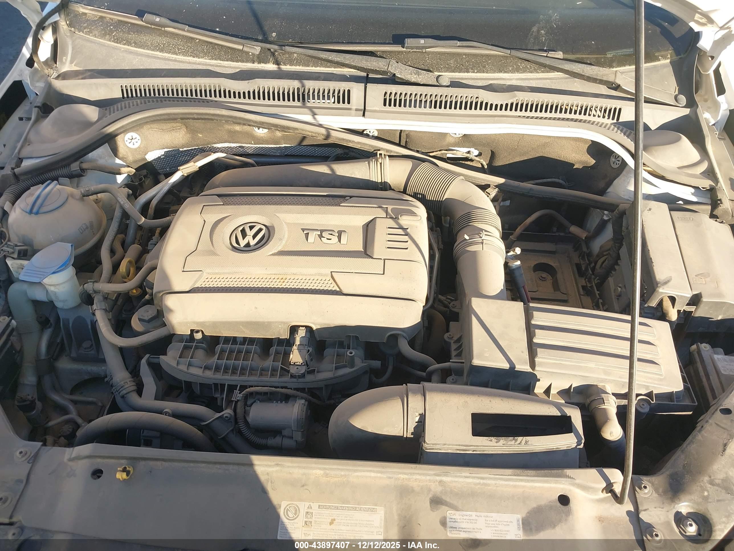VOLKSWAGEN JETTA image 10