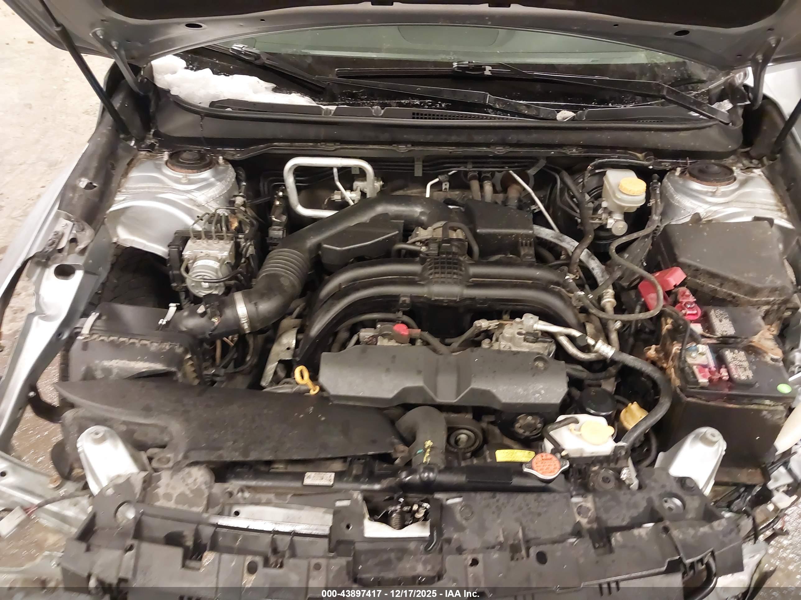 SUBARU OUTBACK image 10