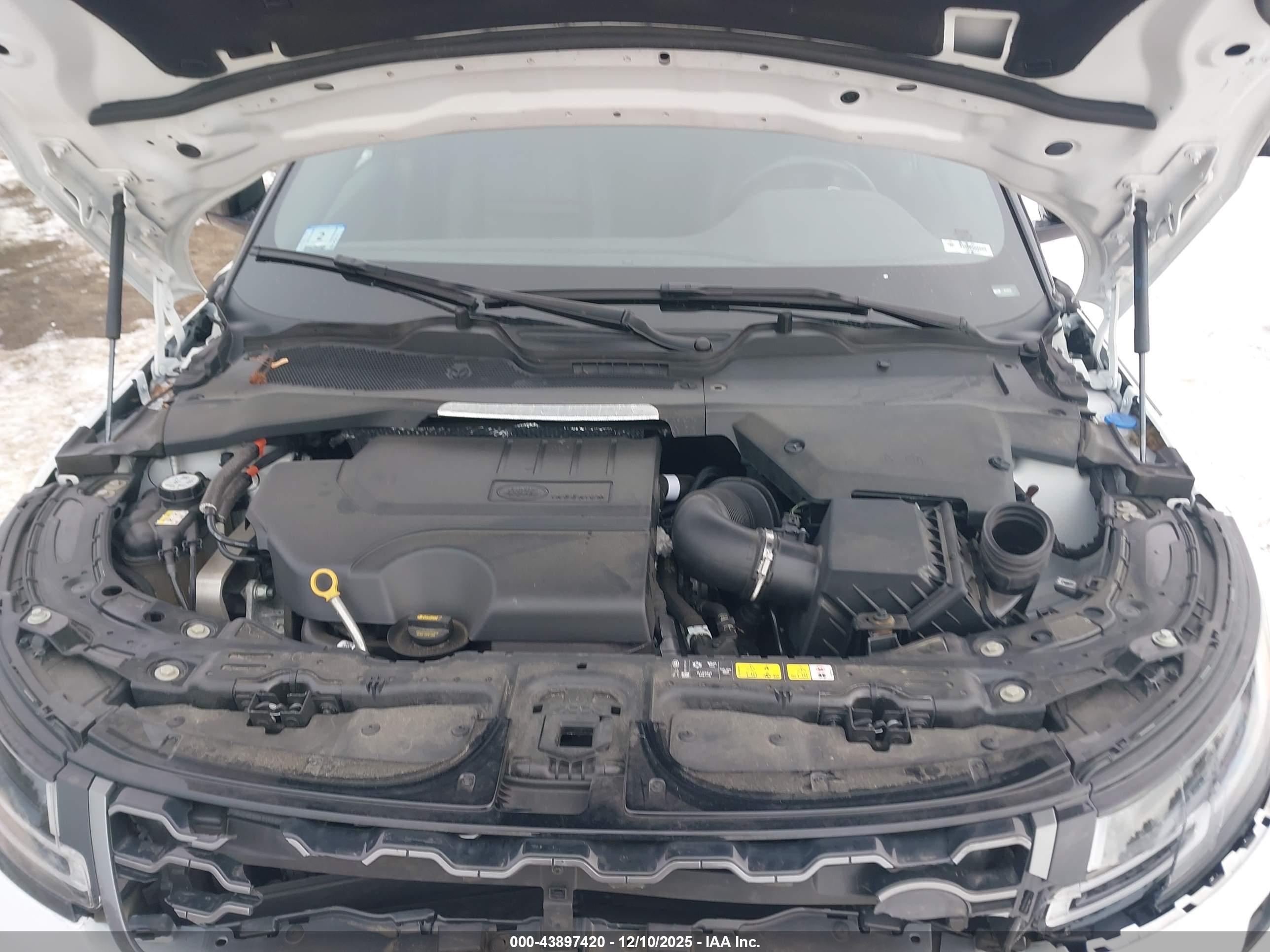 LAND ROVER image 10