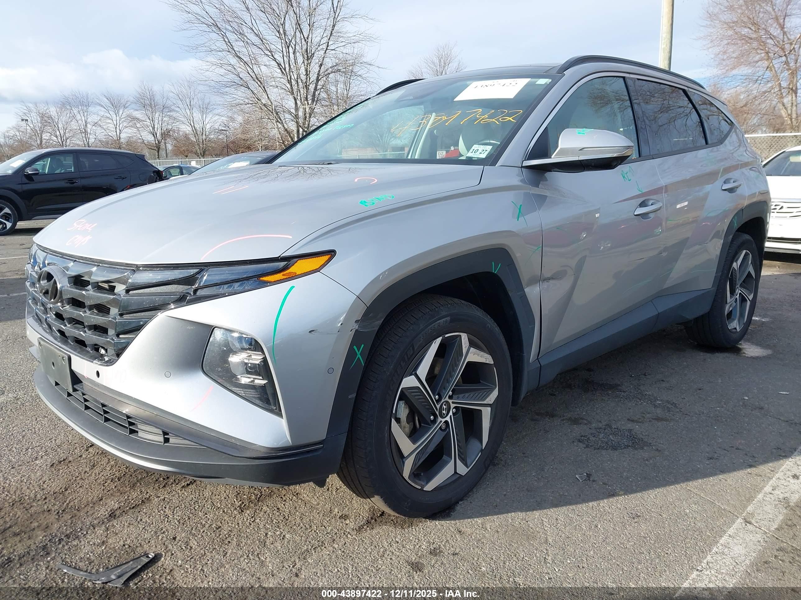 HYUNDAI TUCSON image 2