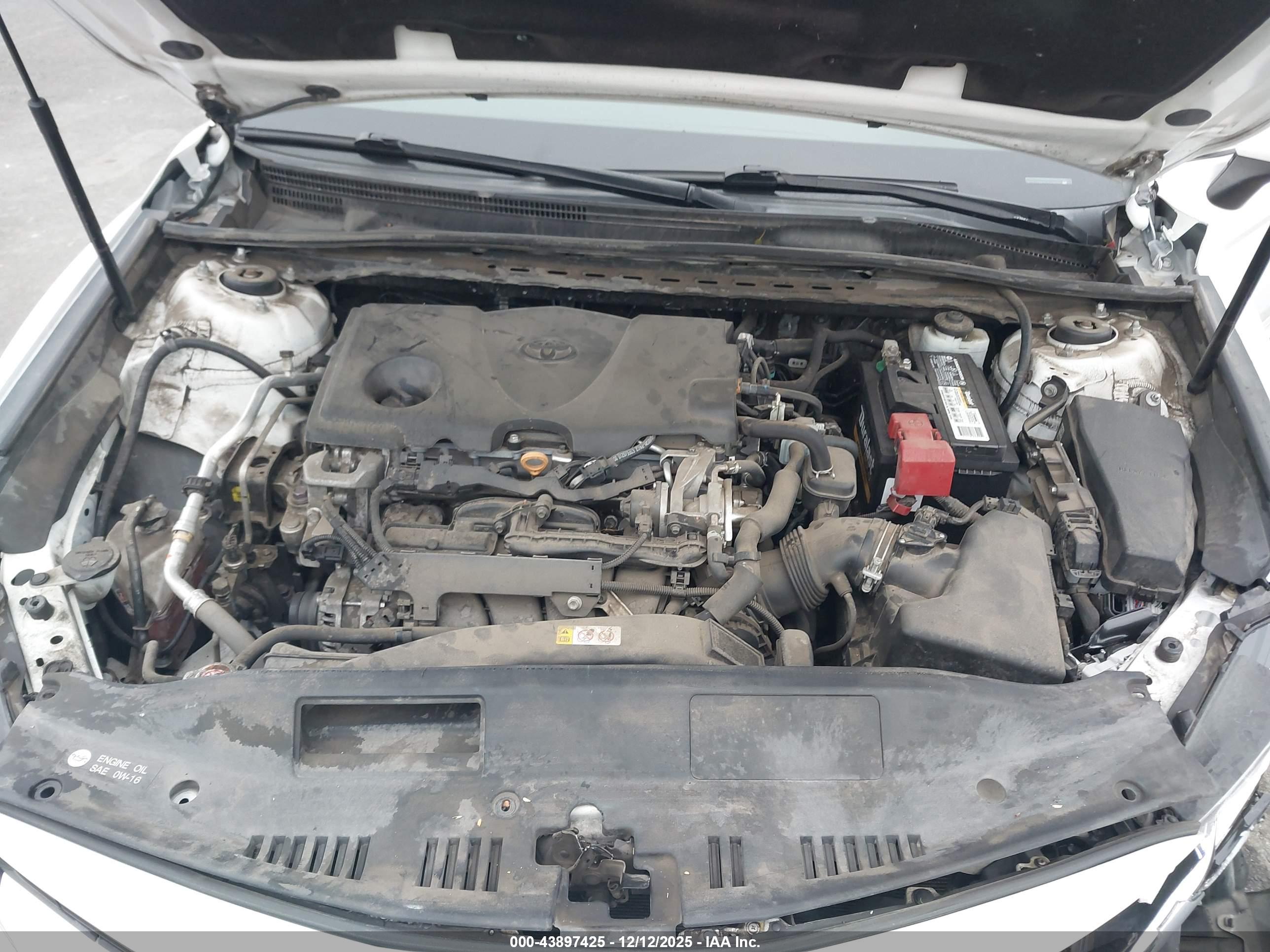 TOYOTA CAMRY image 10