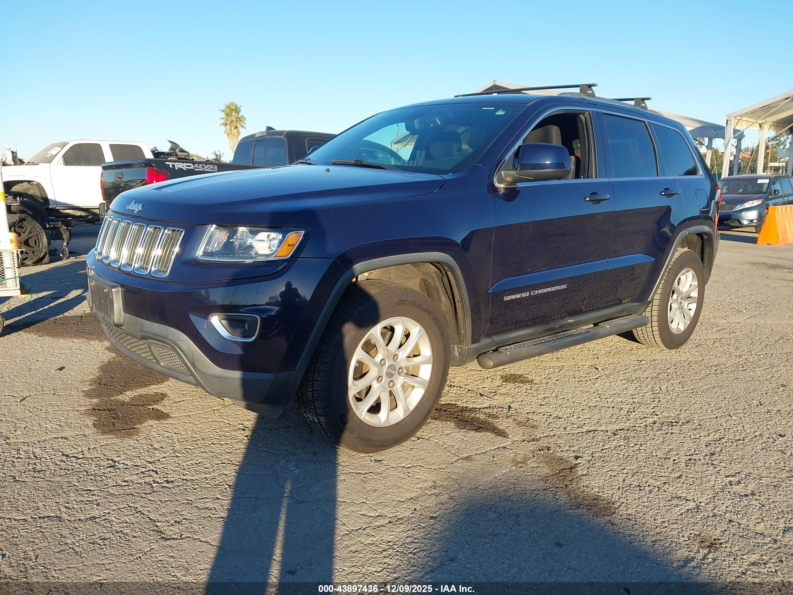 JEEP GRAND image 2