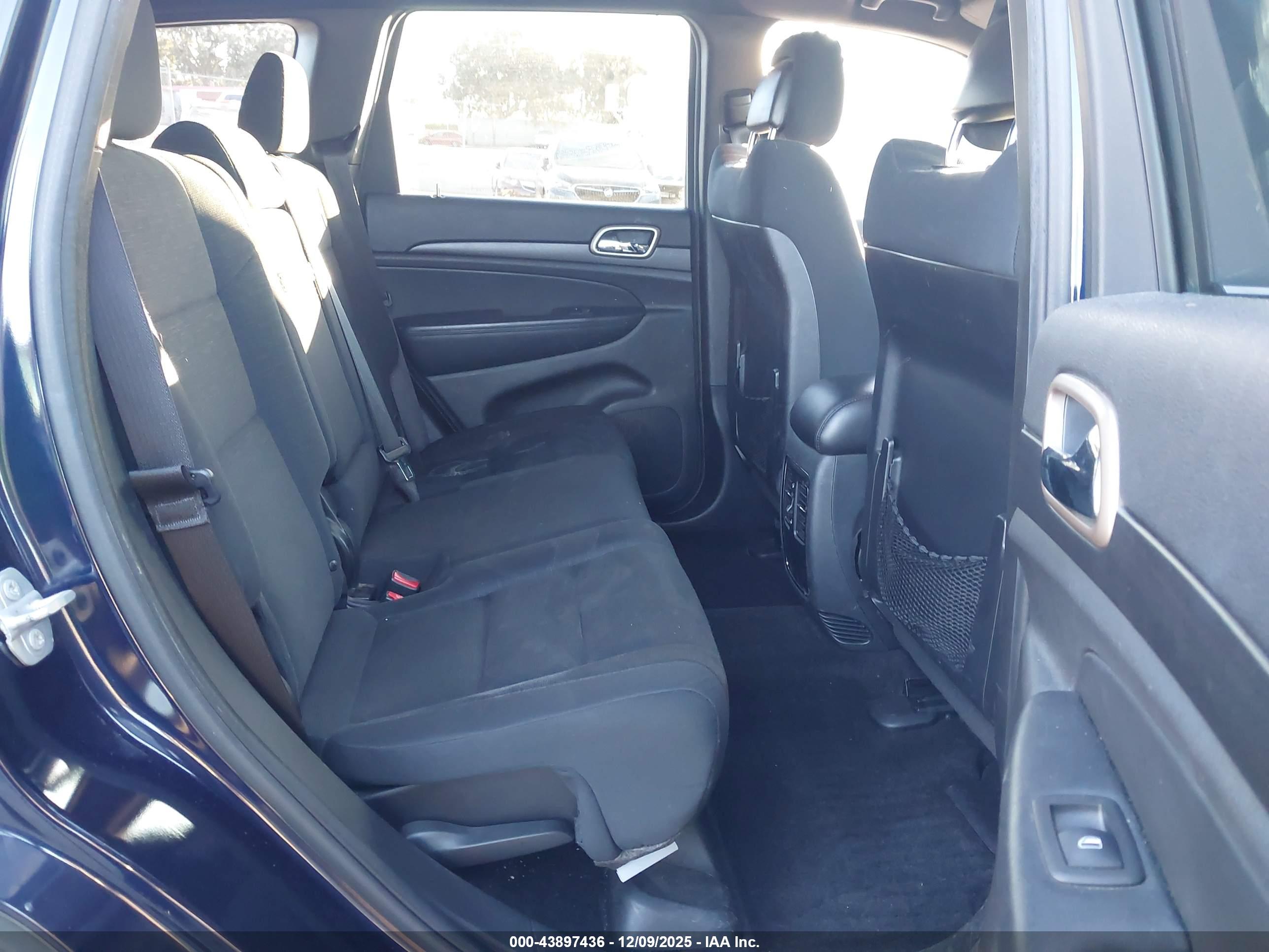 JEEP GRAND image 8