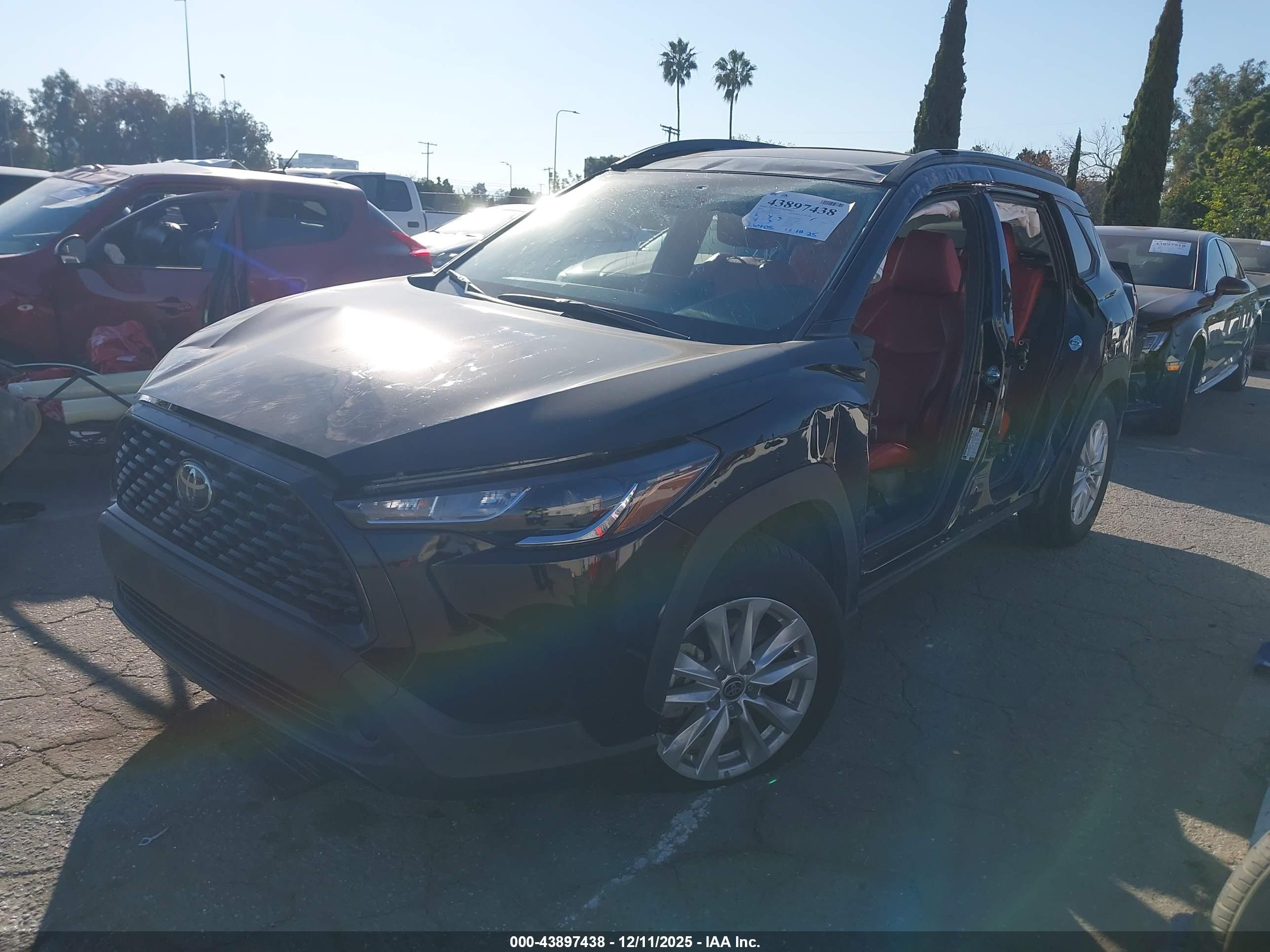 TOYOTA COROLLA image 2