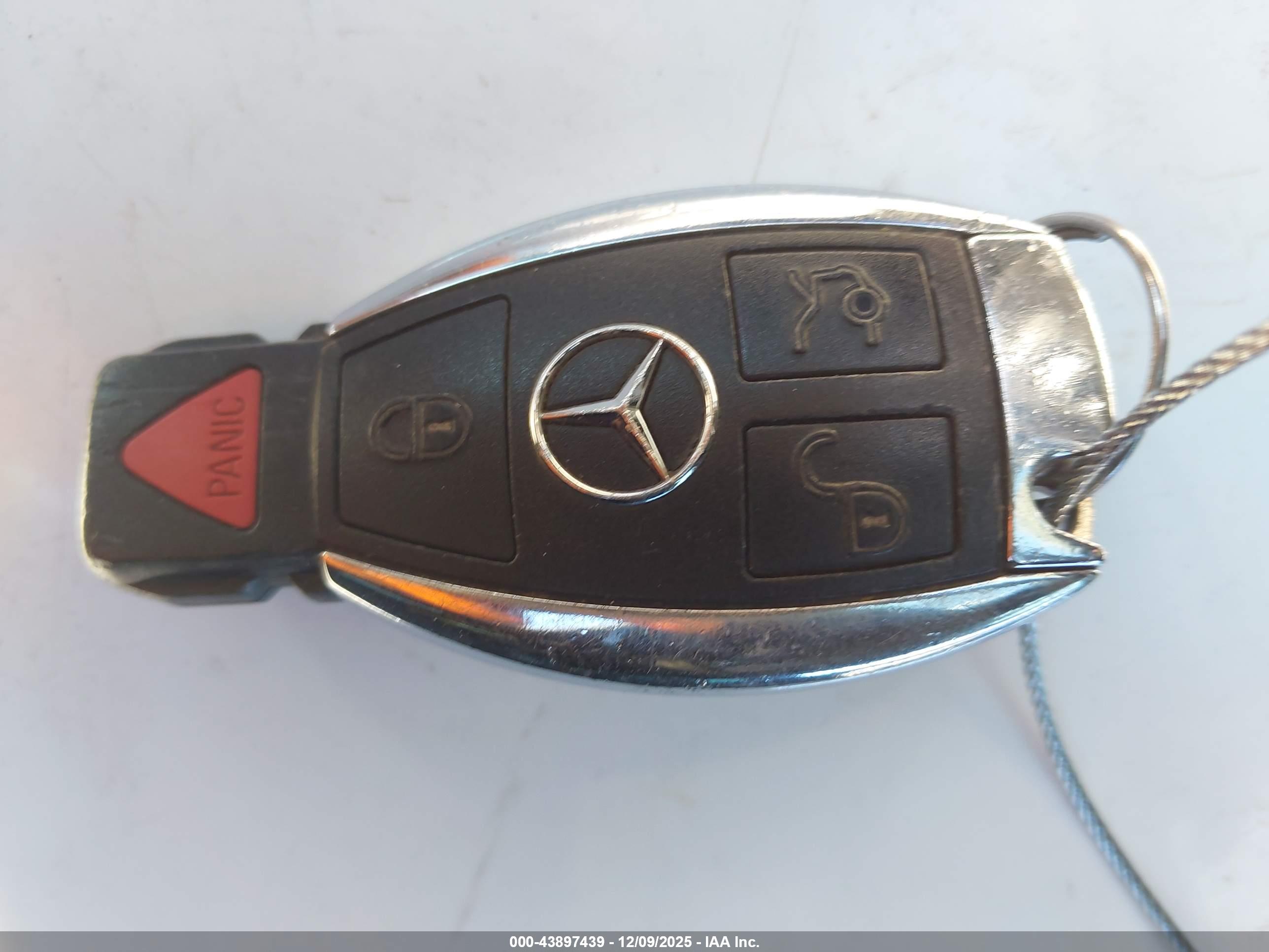 MERCEDES-BENZ CLA image 11