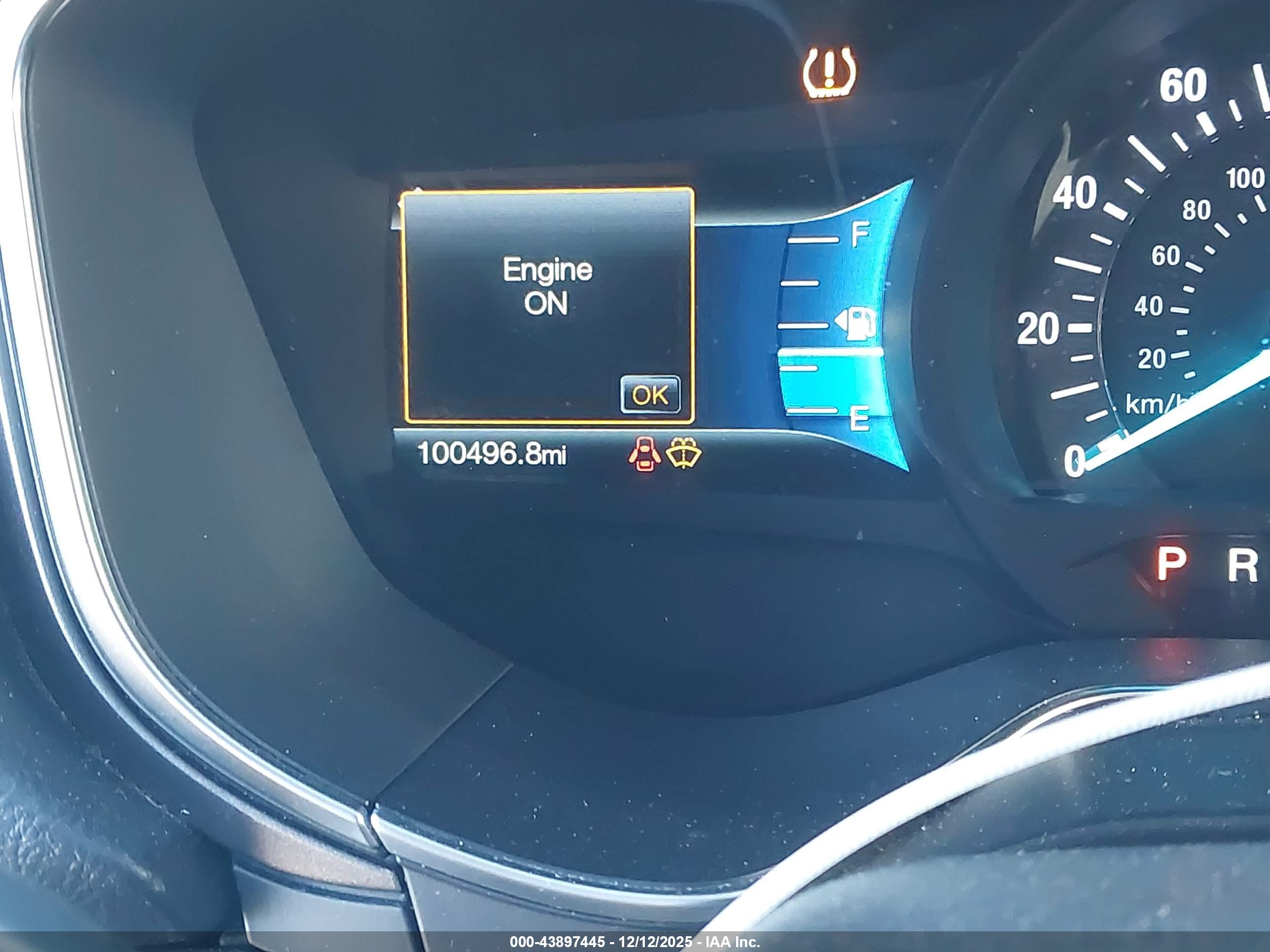 FORD FUSION image 7