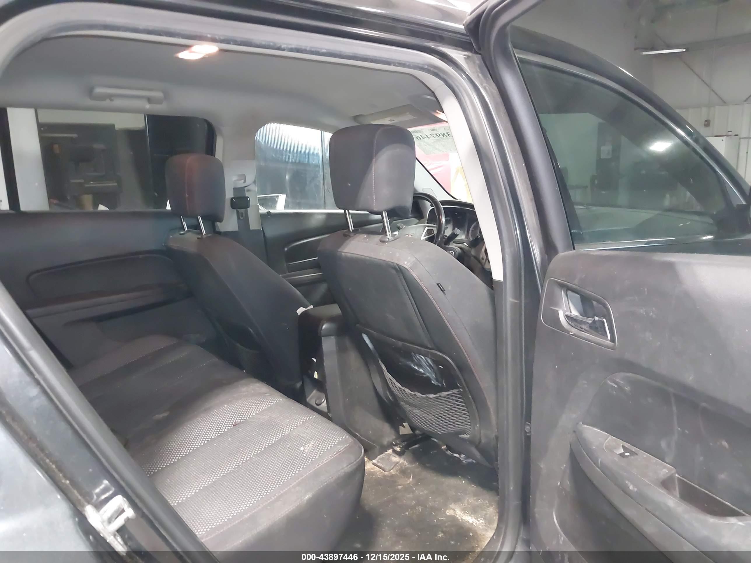 GMC TERRAIN image 8