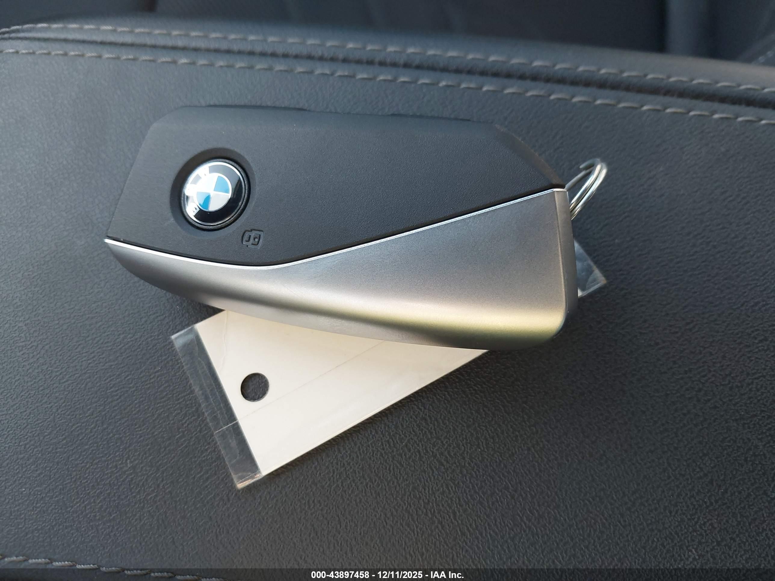 BMW X1 image 11