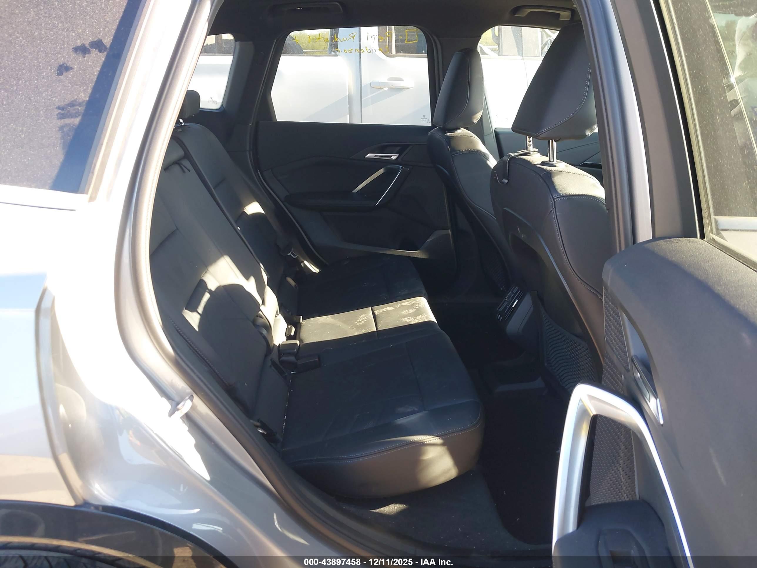 BMW X1 image 8