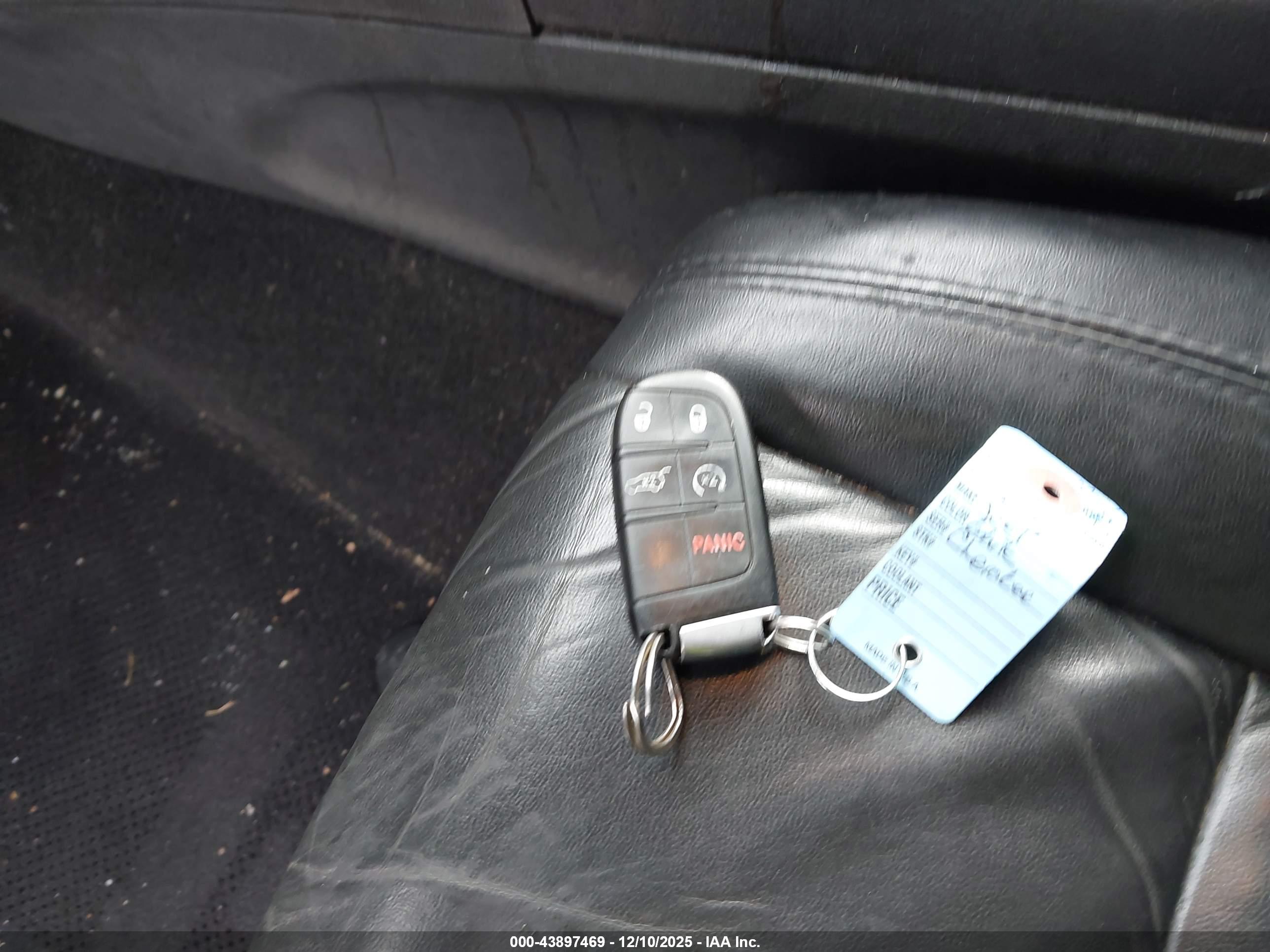 JEEP GRAND image 11
