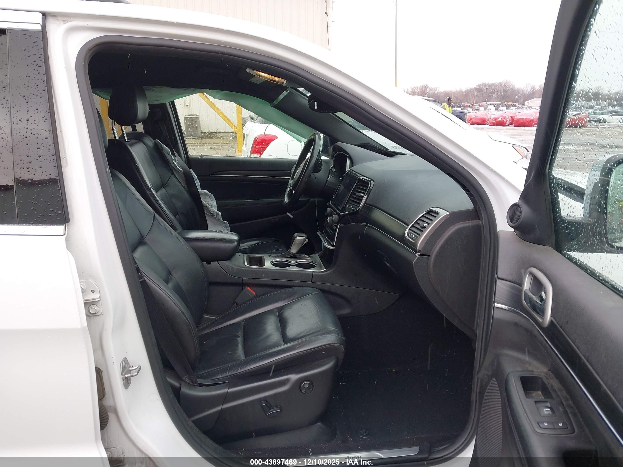 JEEP GRAND image 5