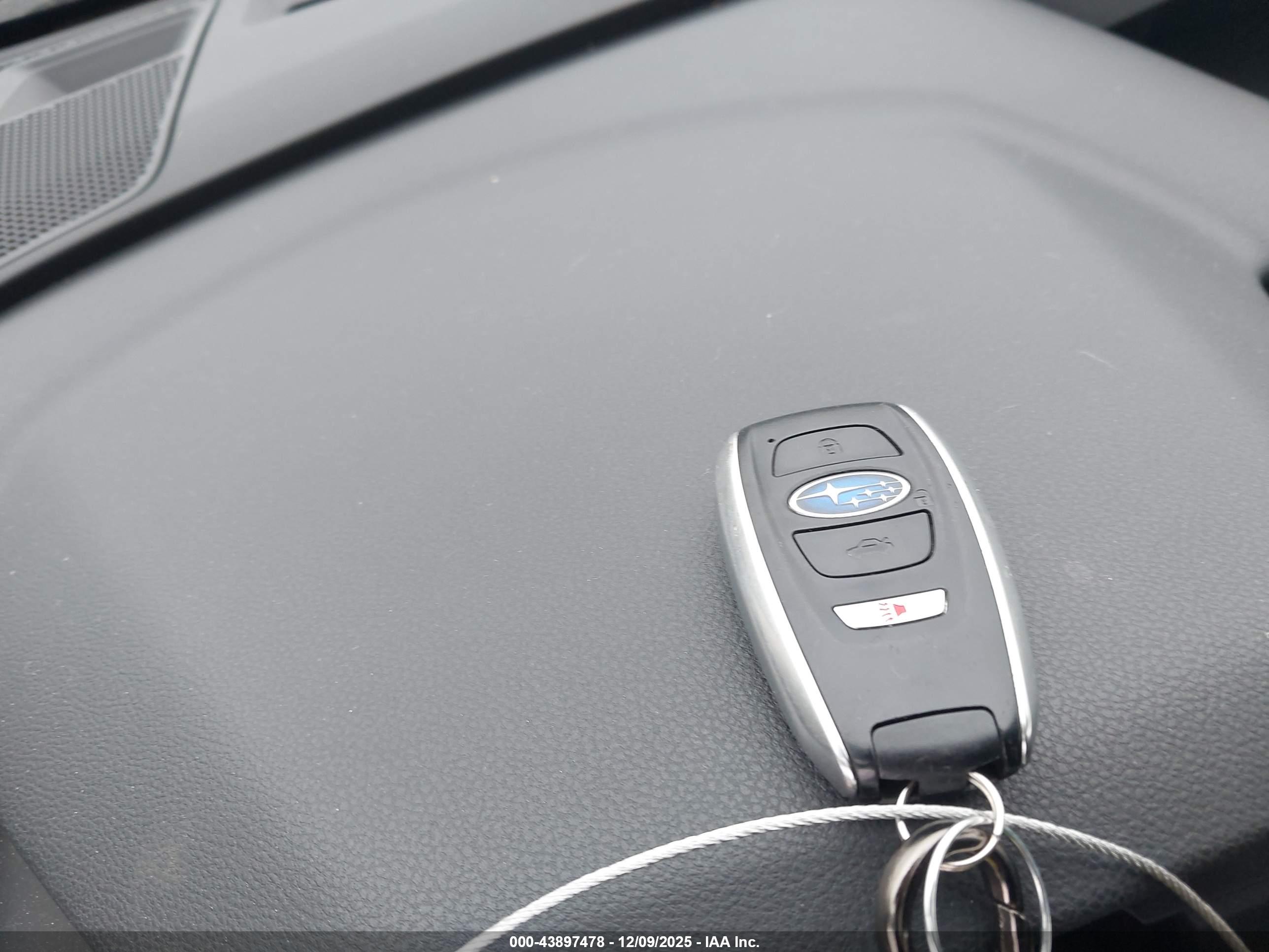 SUBARU ASCENT image 11
