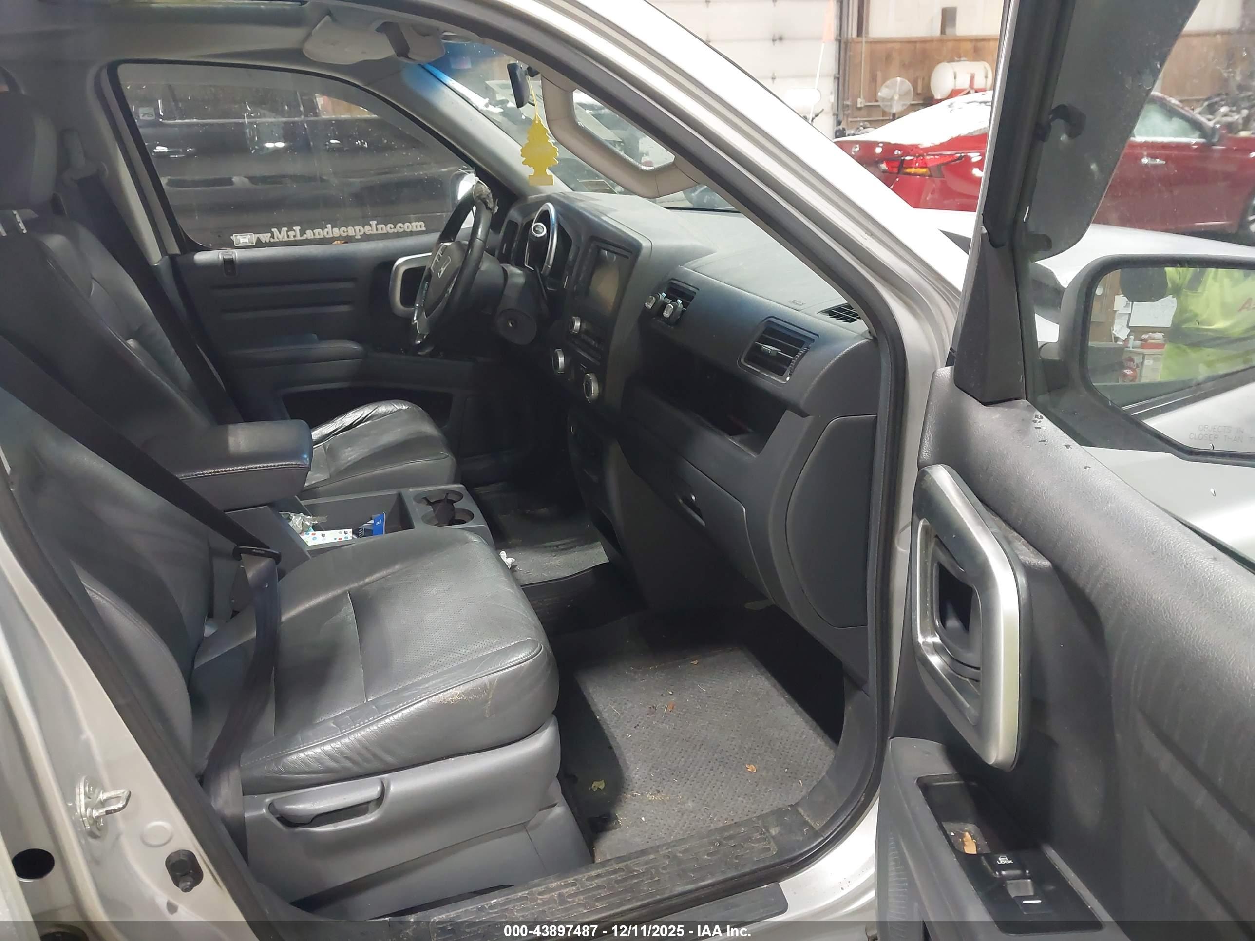 HONDA RIDGELINE image 5