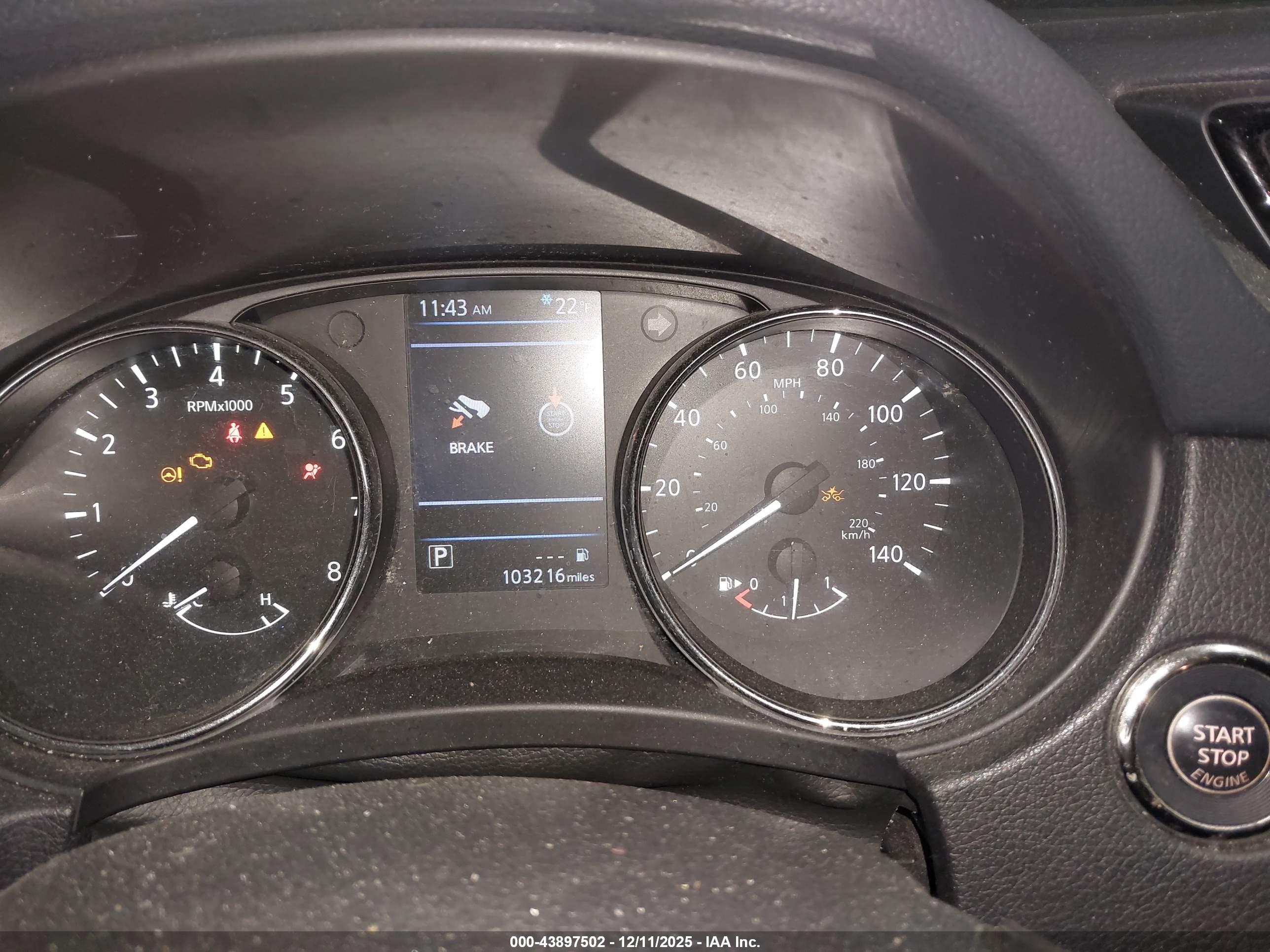 NISSAN ROGUE image 7