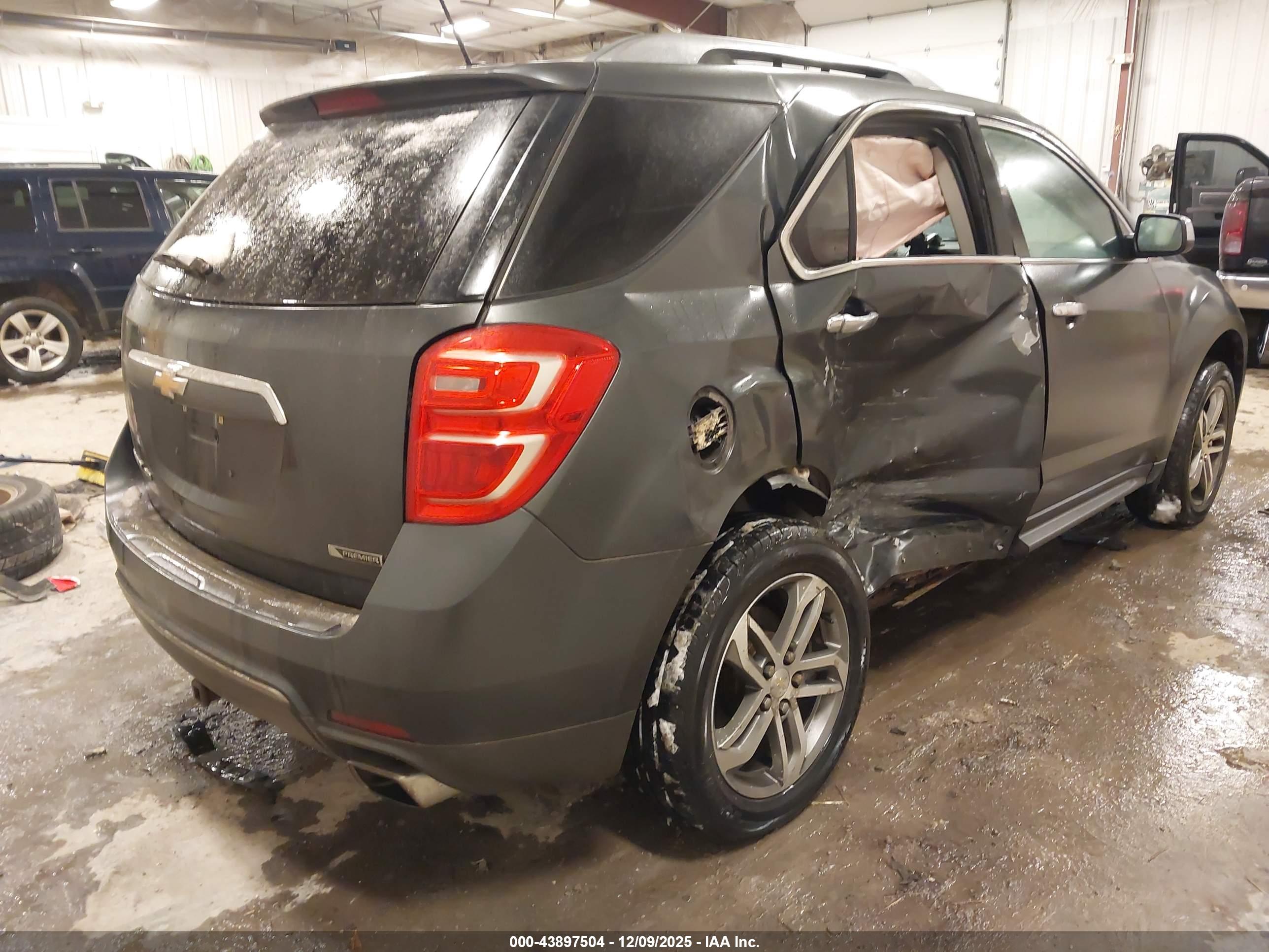 CHEVROLET EQUINOX image 4
