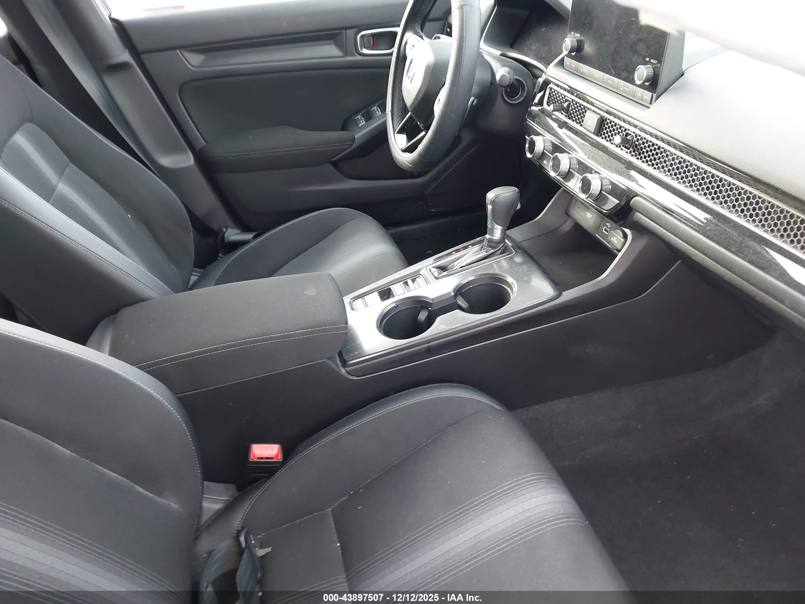 HONDA CIVIC image 5