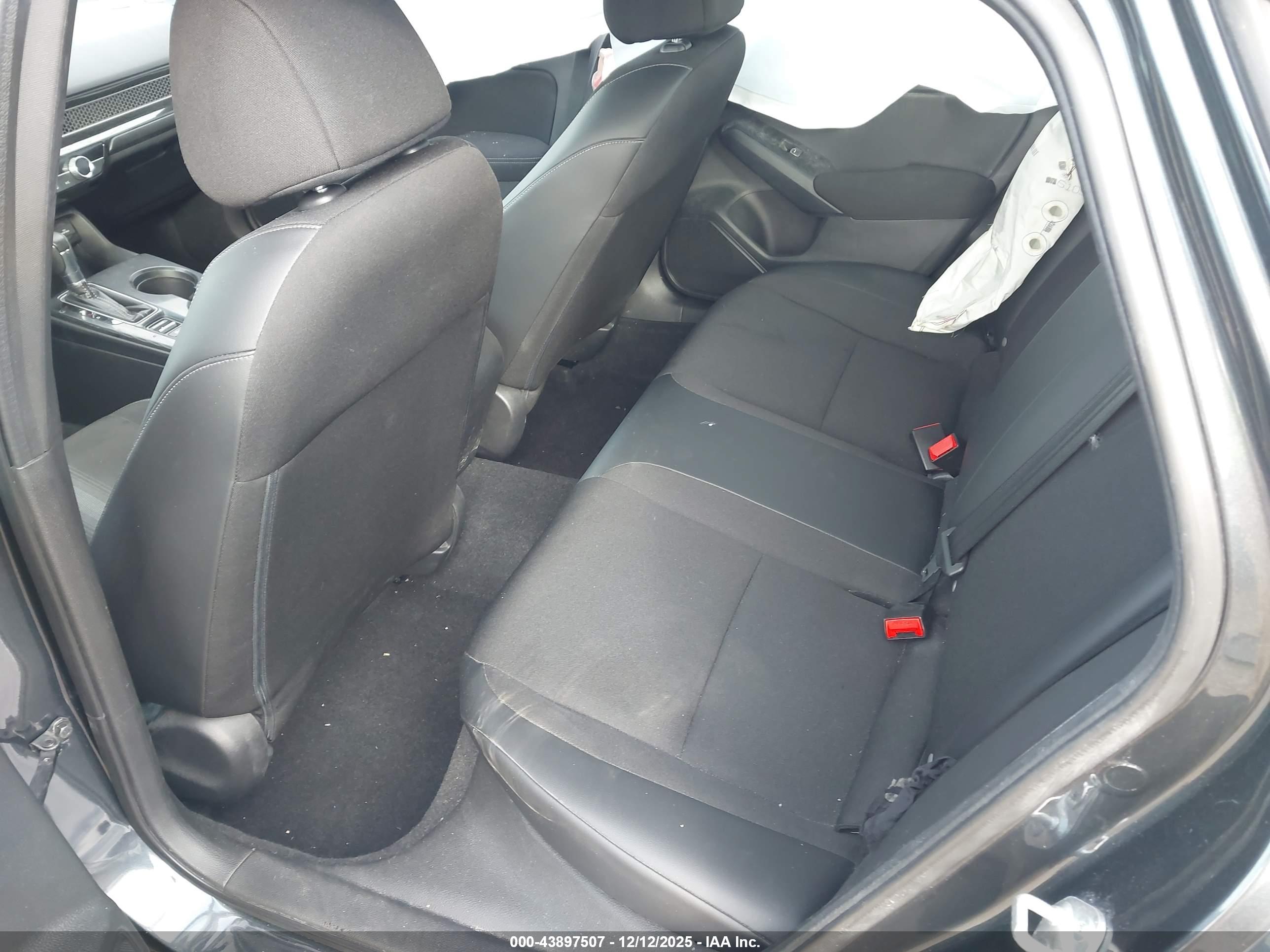 HONDA CIVIC image 8