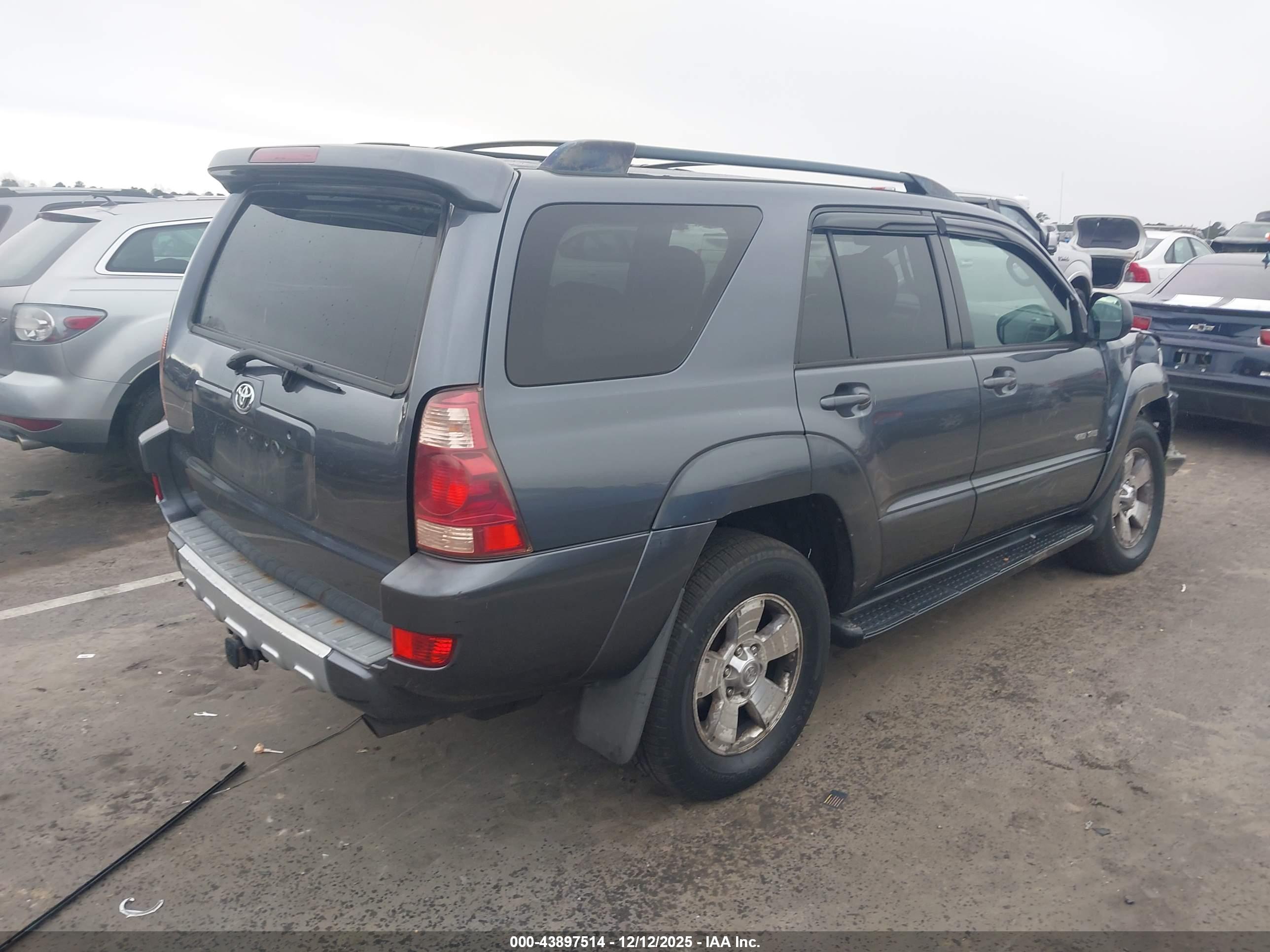 TOYOTA 4RUNNER image 4