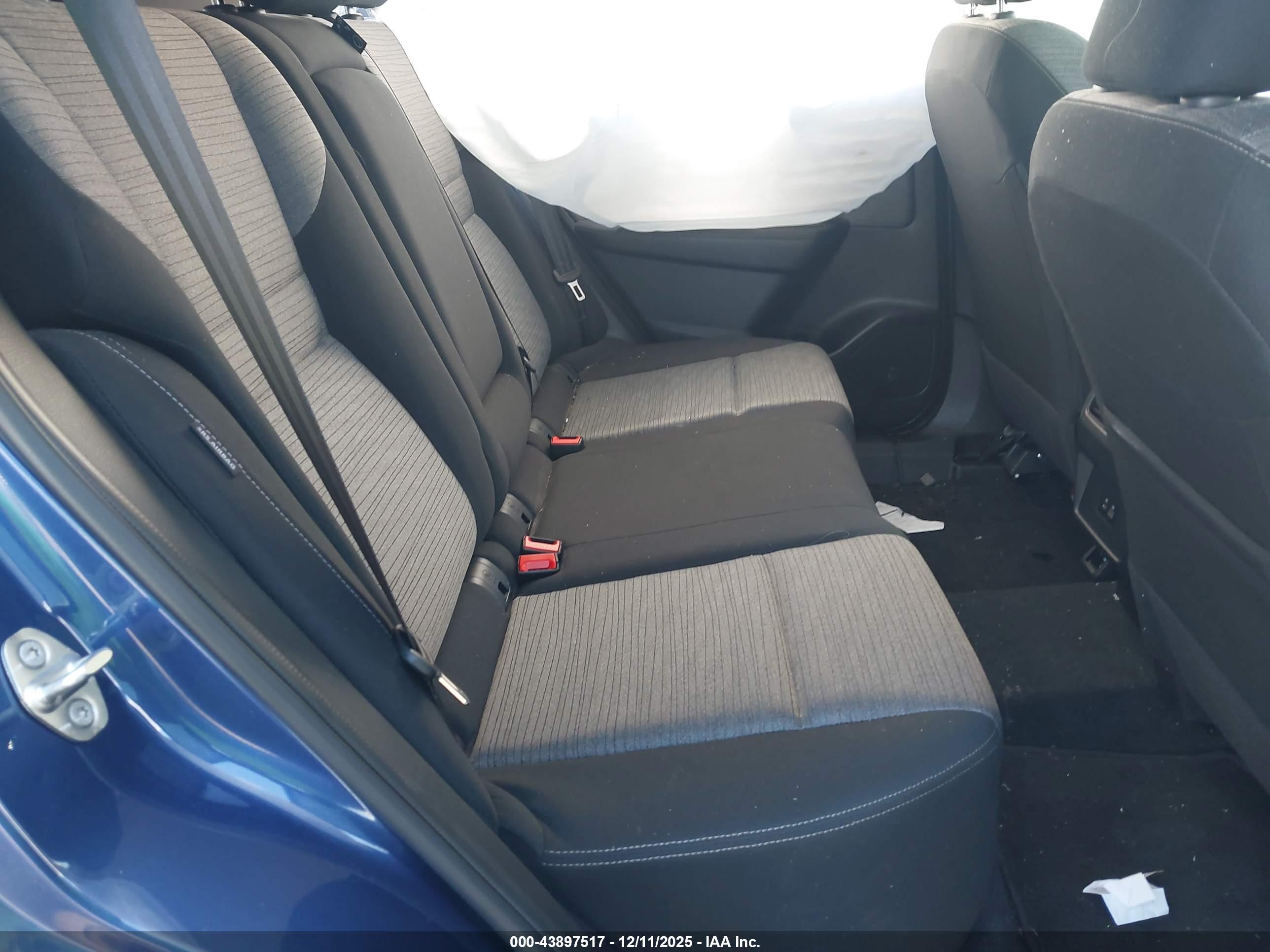 NISSAN ROGUE image 8