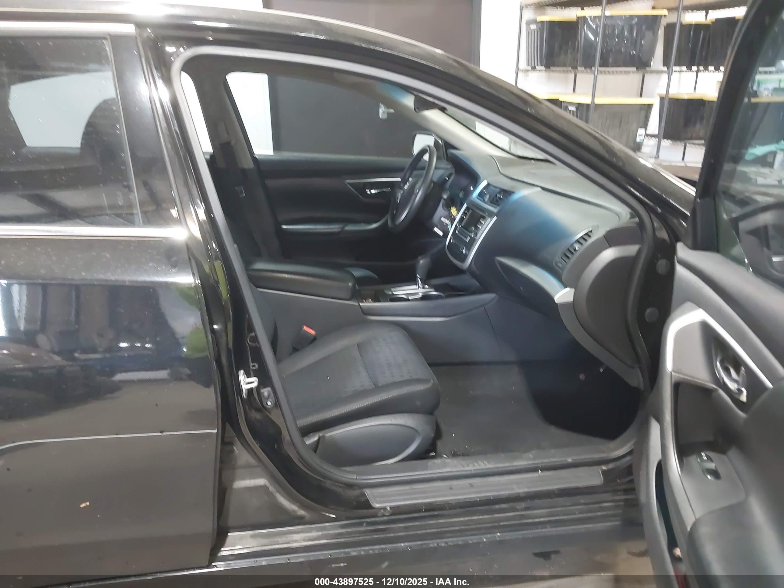 NISSAN ALTIMA image 5