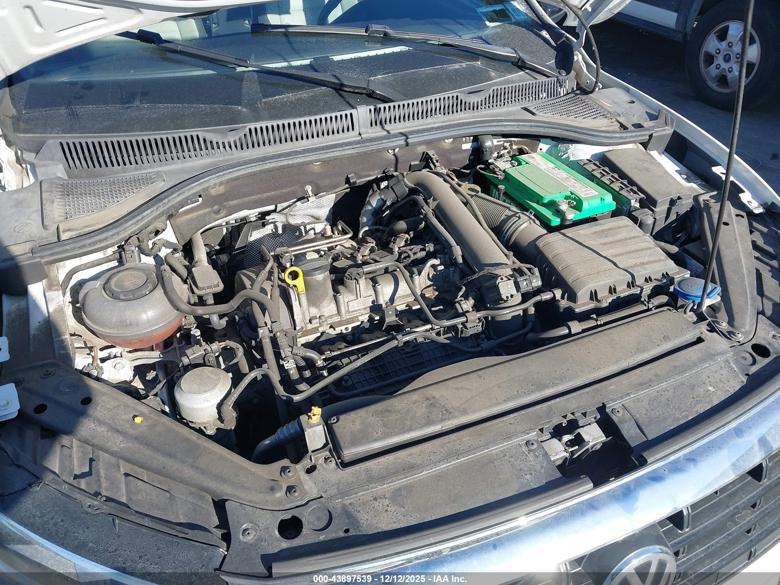 VOLKSWAGEN JETTA image 10