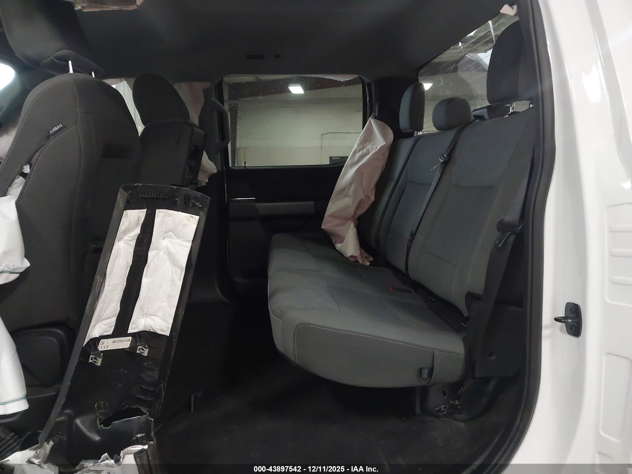 FORD F-150 image 8
