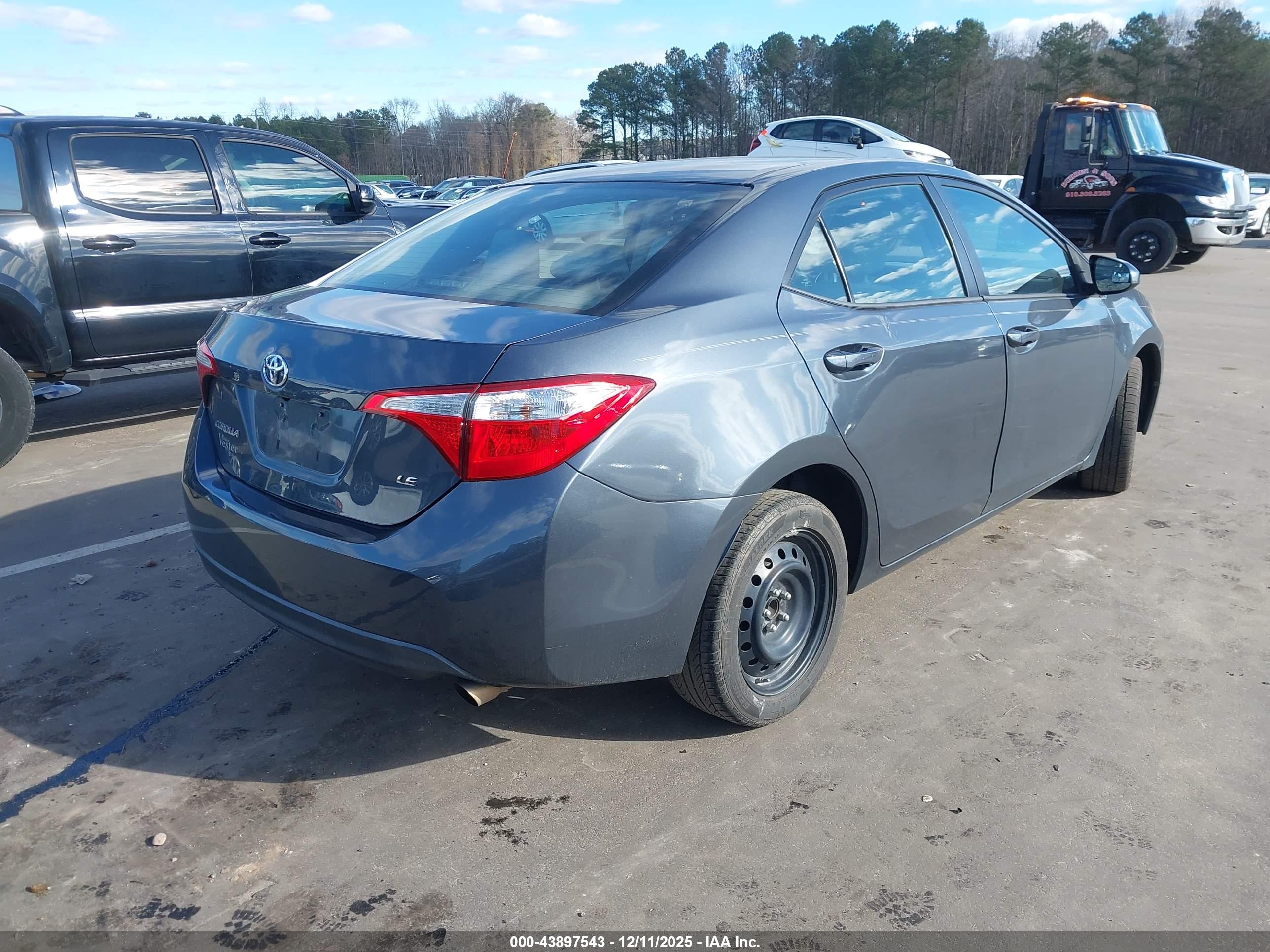 TOYOTA COROLLA image 4