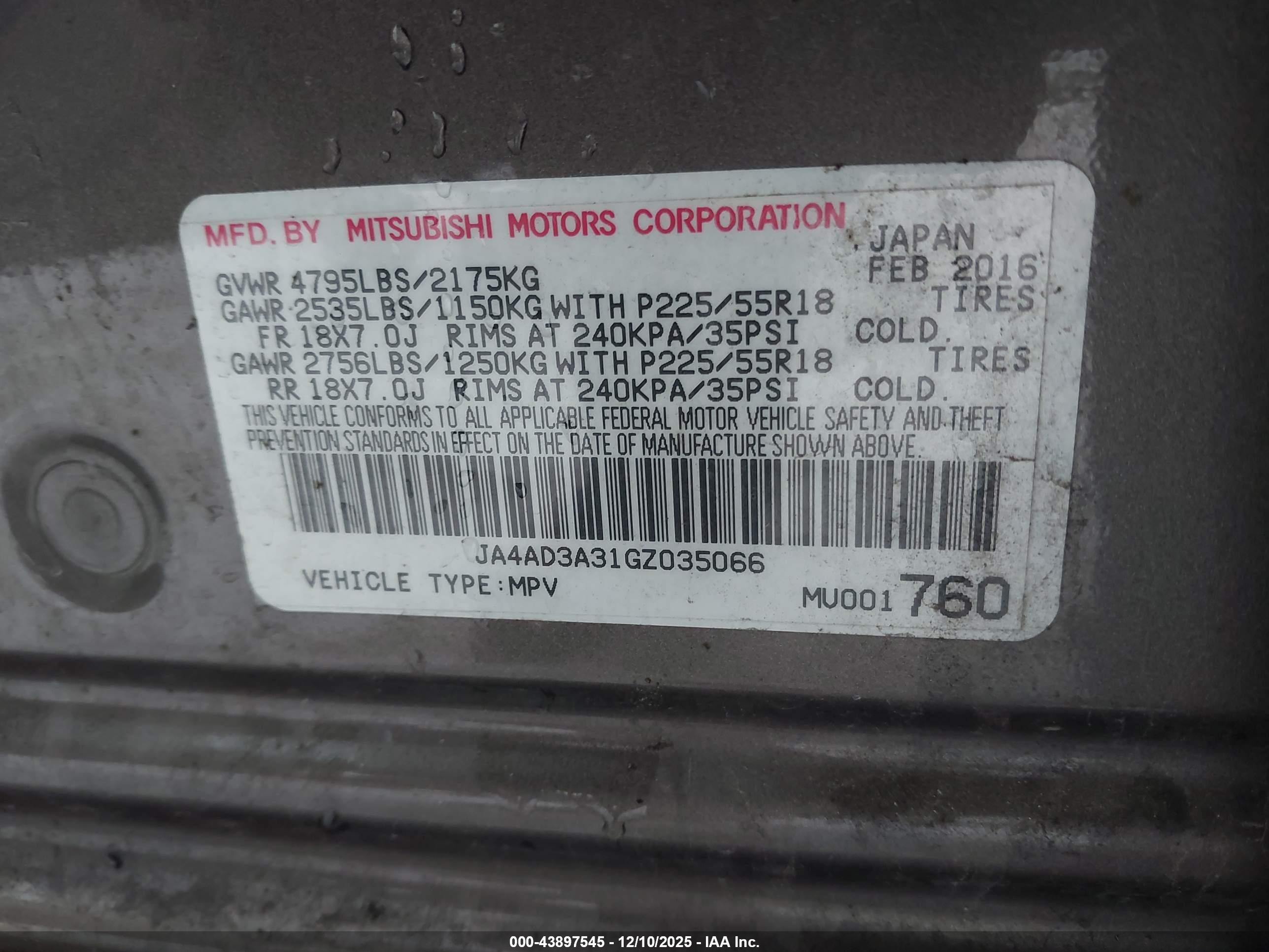 MITSUBISHI OUTLANDER image 9