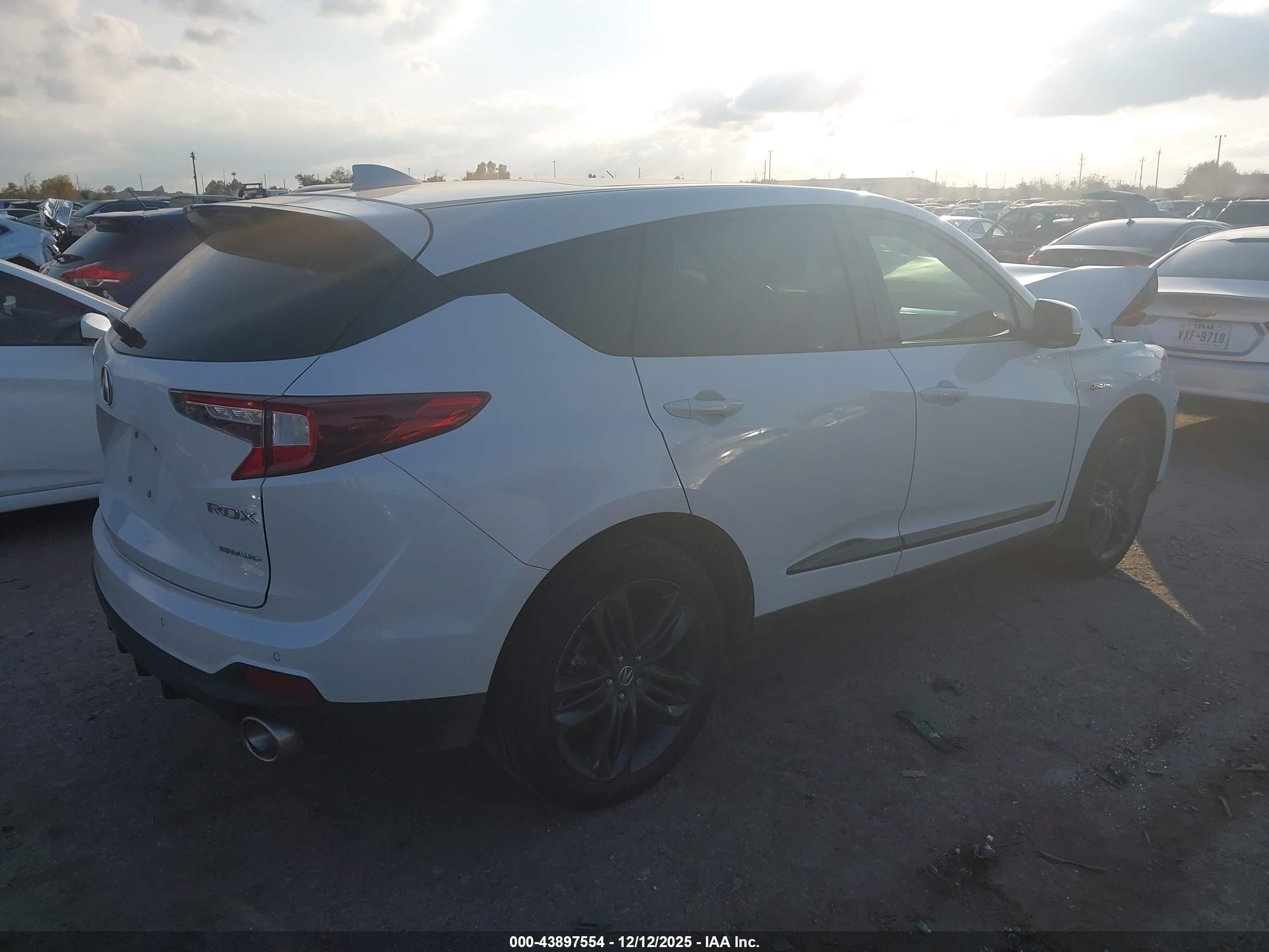 ACURA RDX image 4