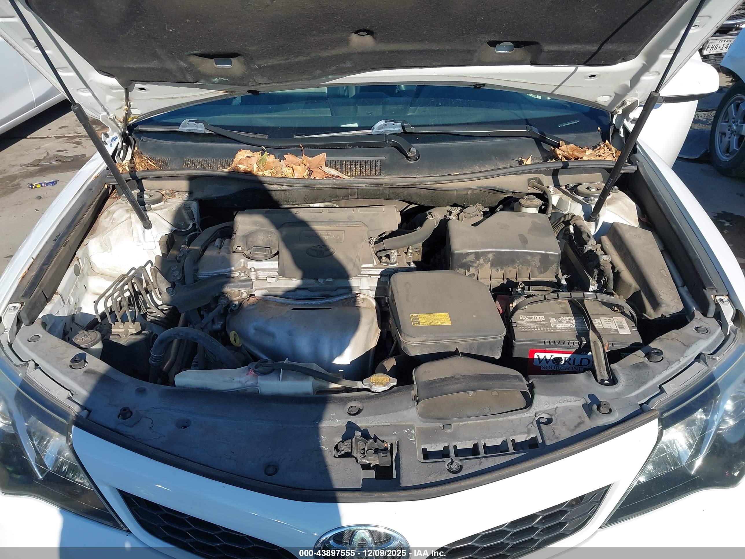 TOYOTA CAMRY image 10