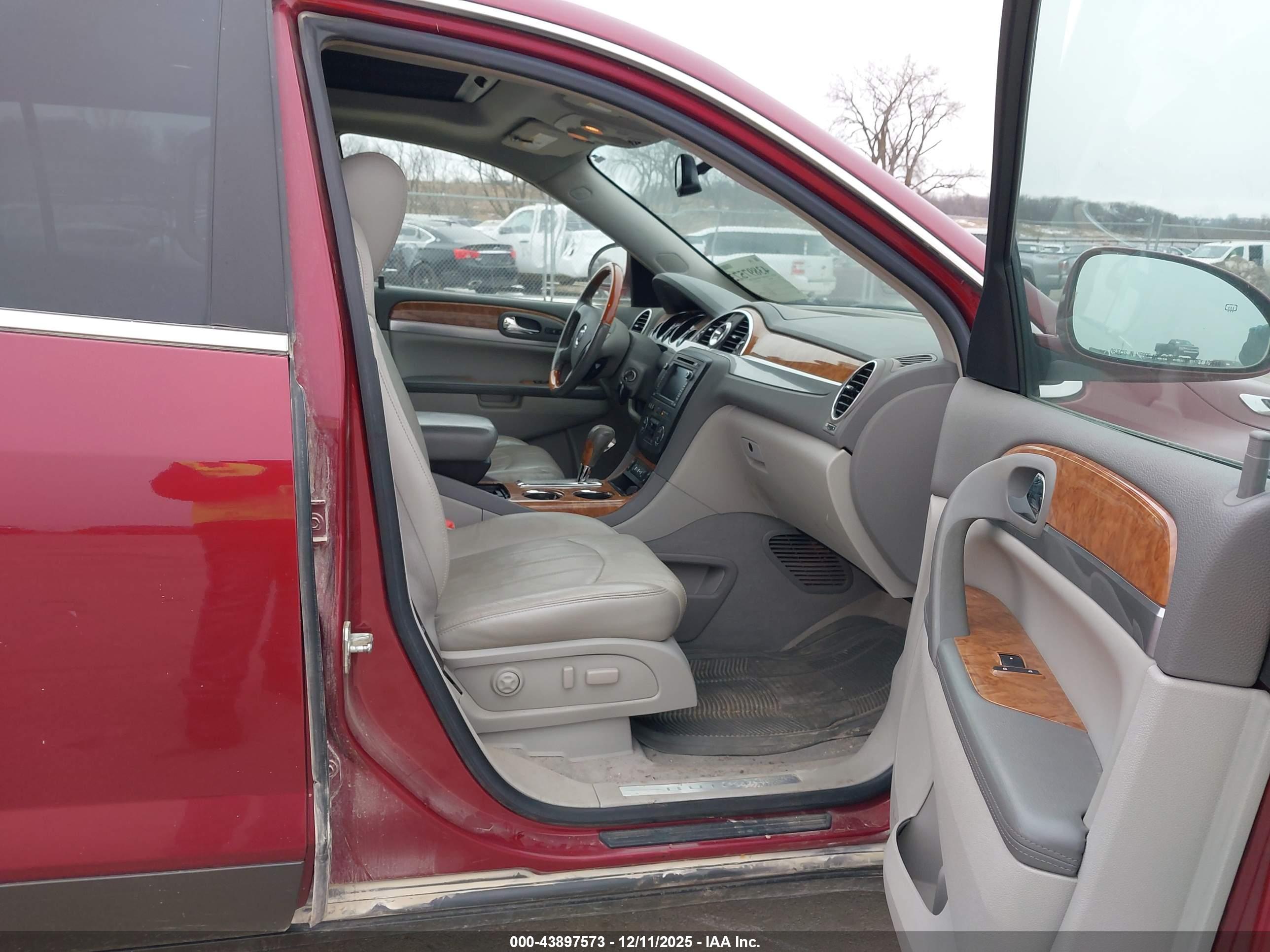 BUICK ENCLAVE image 5