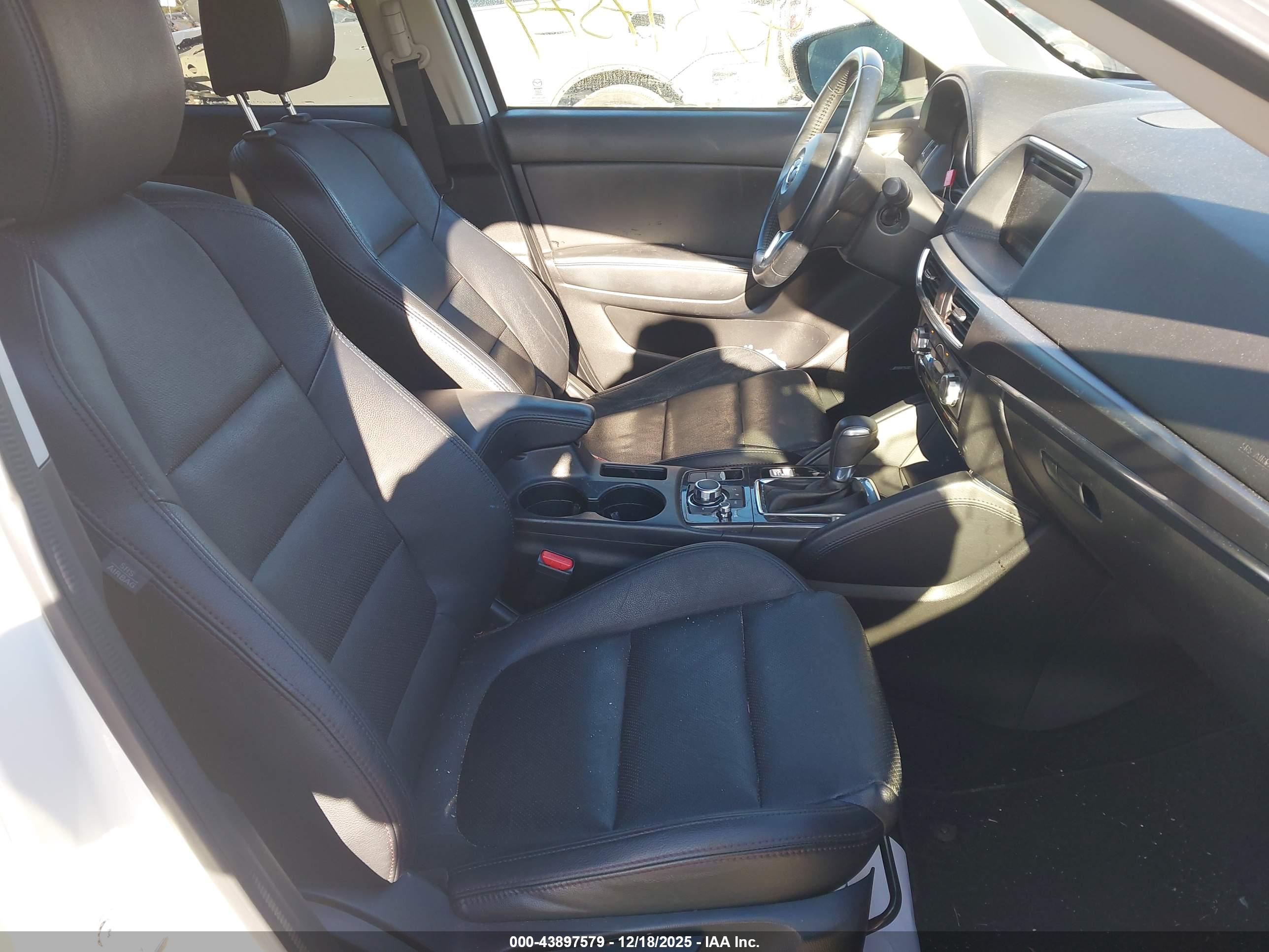 MAZDA CX-5 image 5
