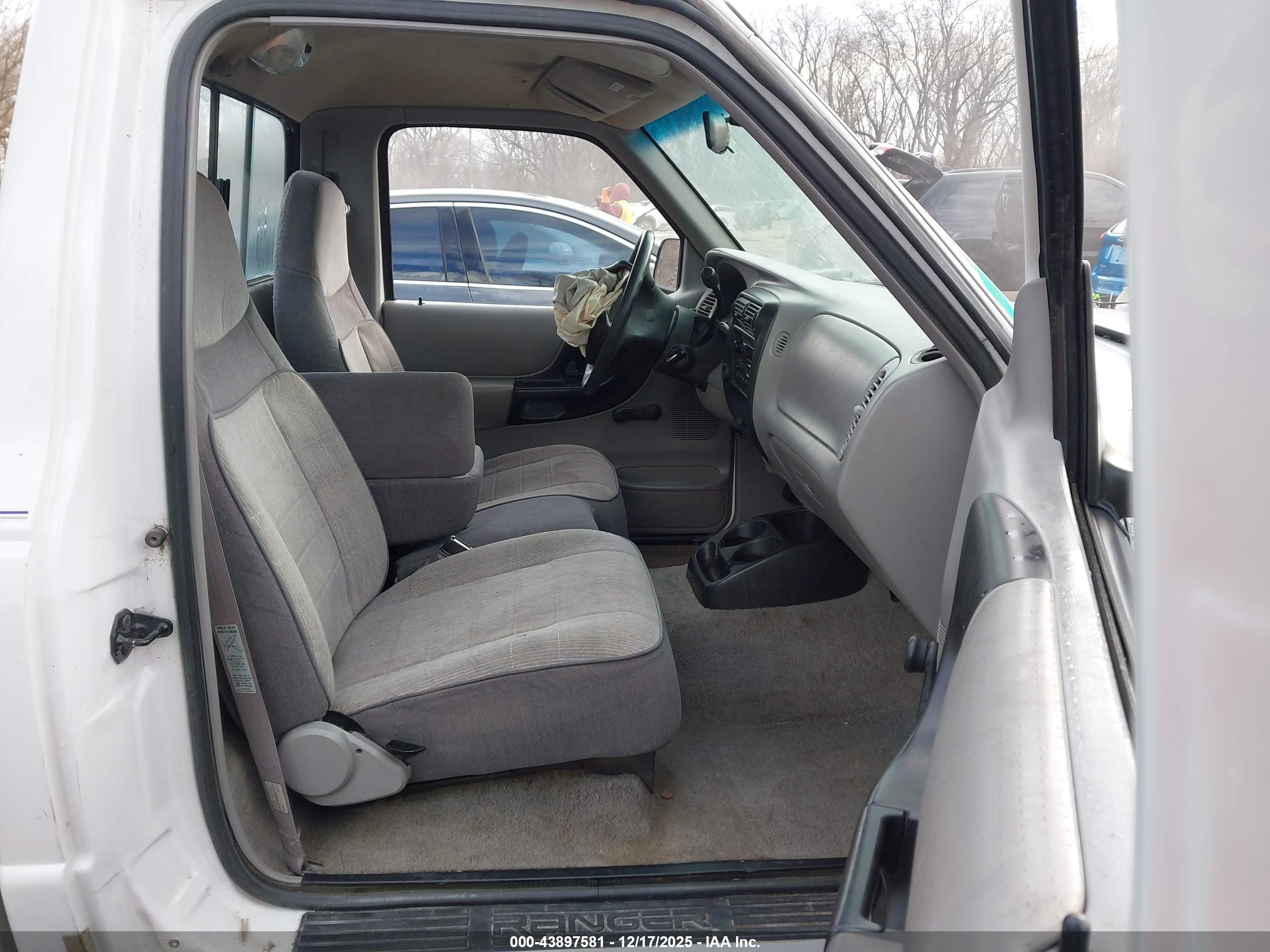 FORD RANGER image 5
