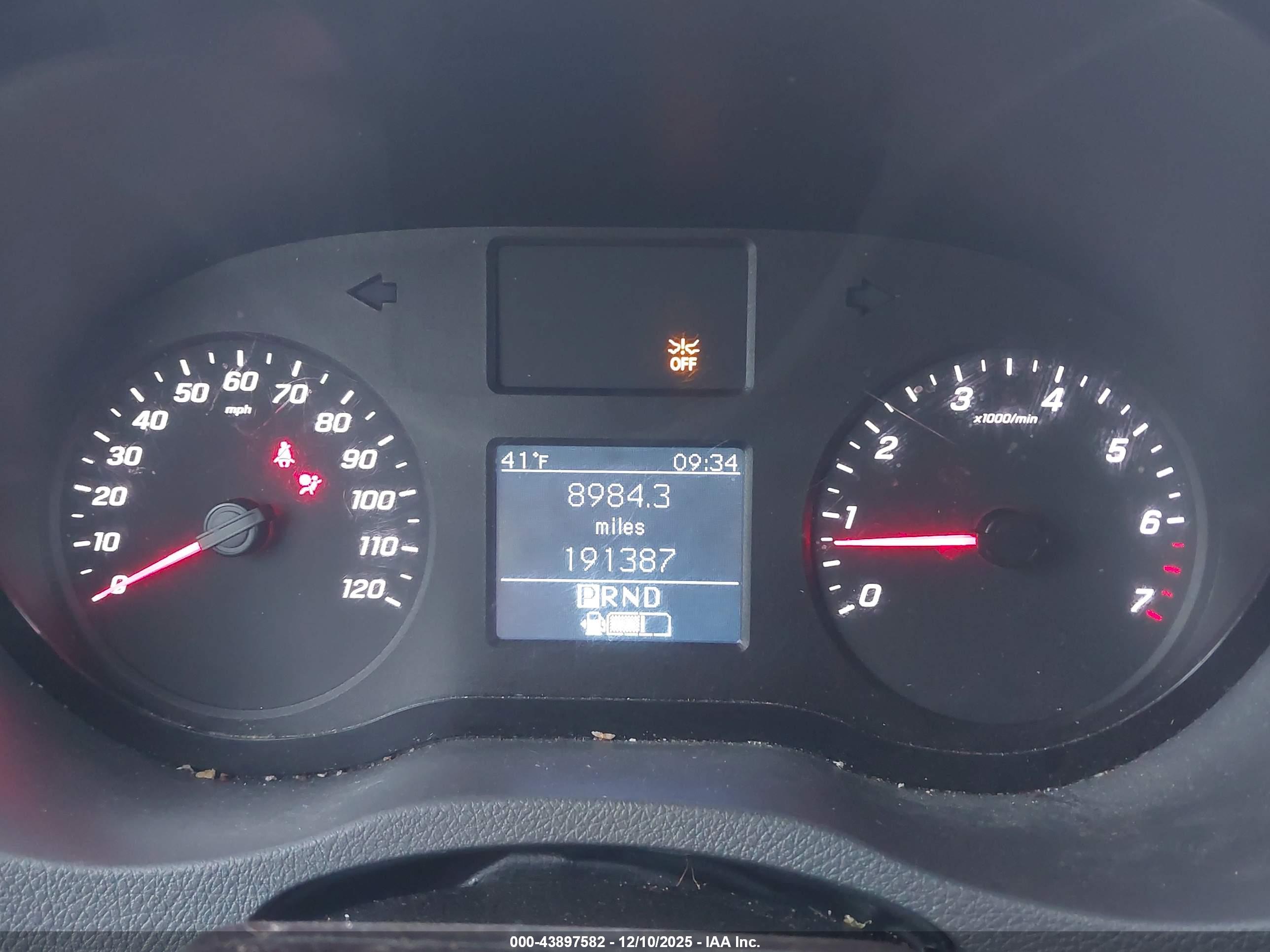 MERCEDES-BENZ SPRINTER image 7