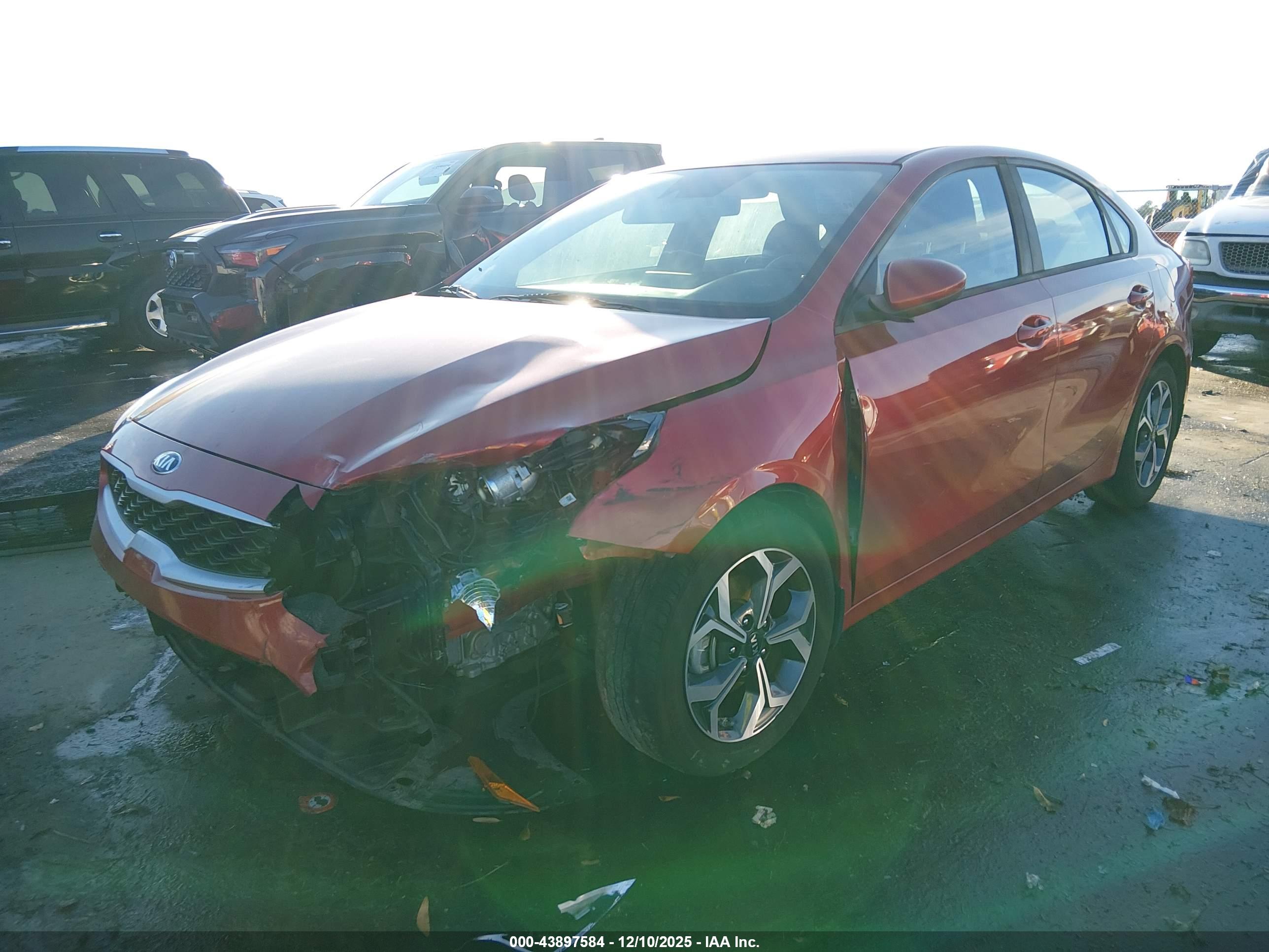 KIA FORTE image 2