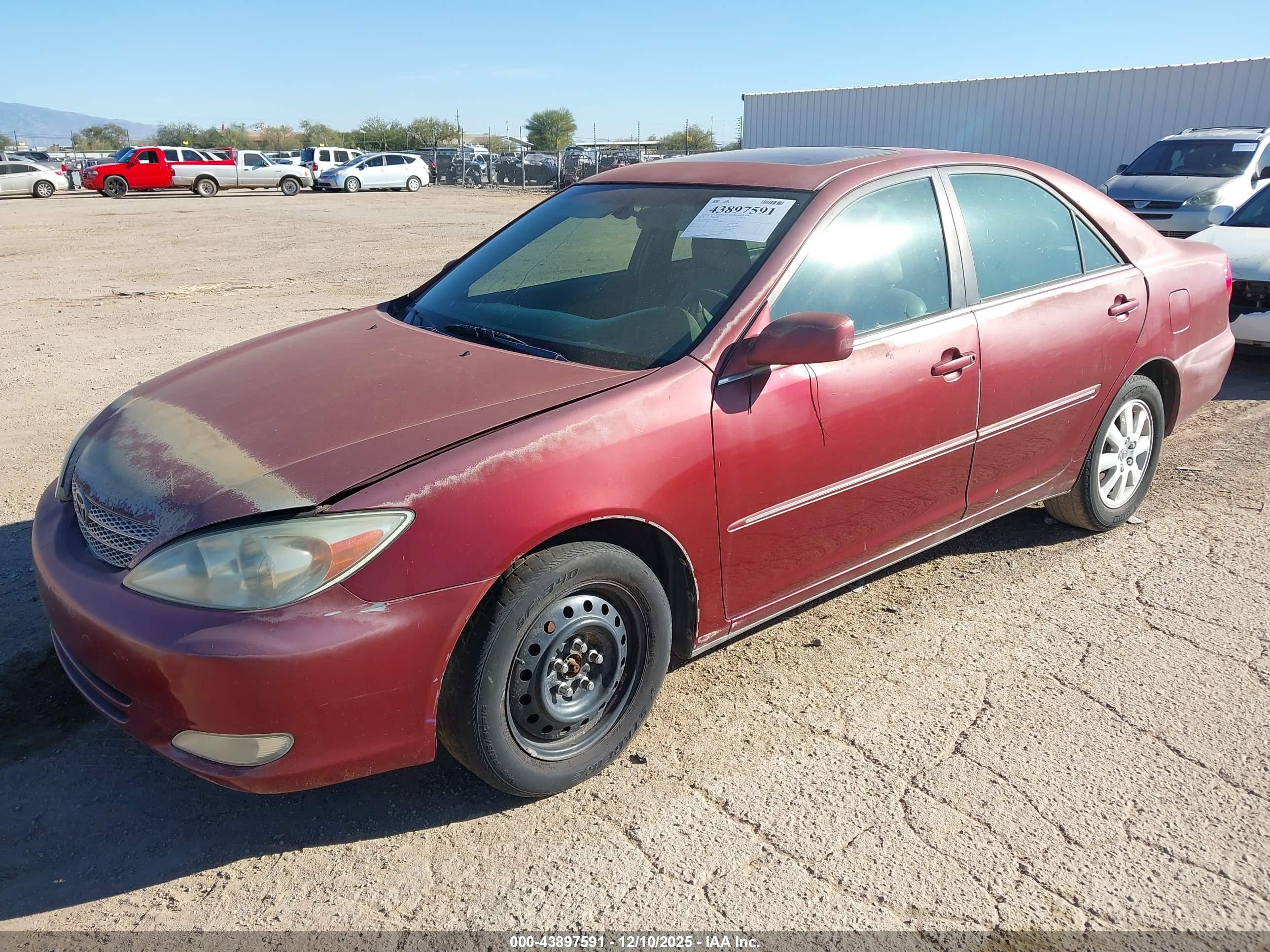 TOYOTA CAMRY image 2