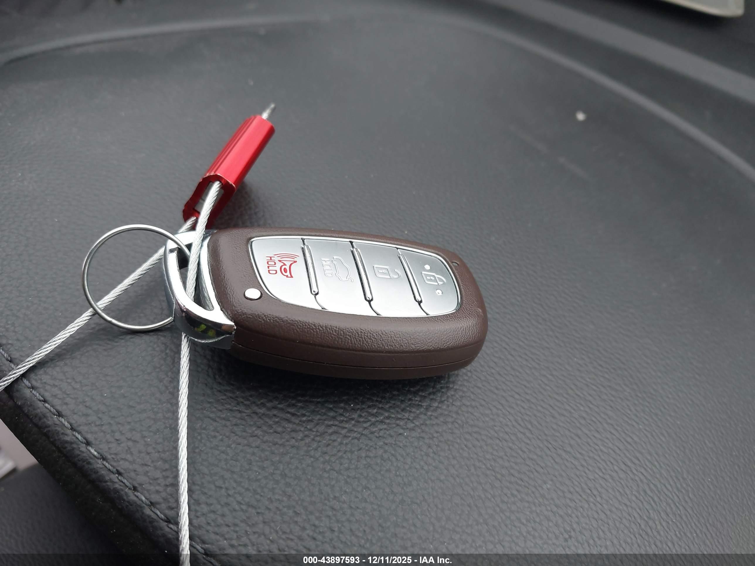 HYUNDAI SONATA image 11