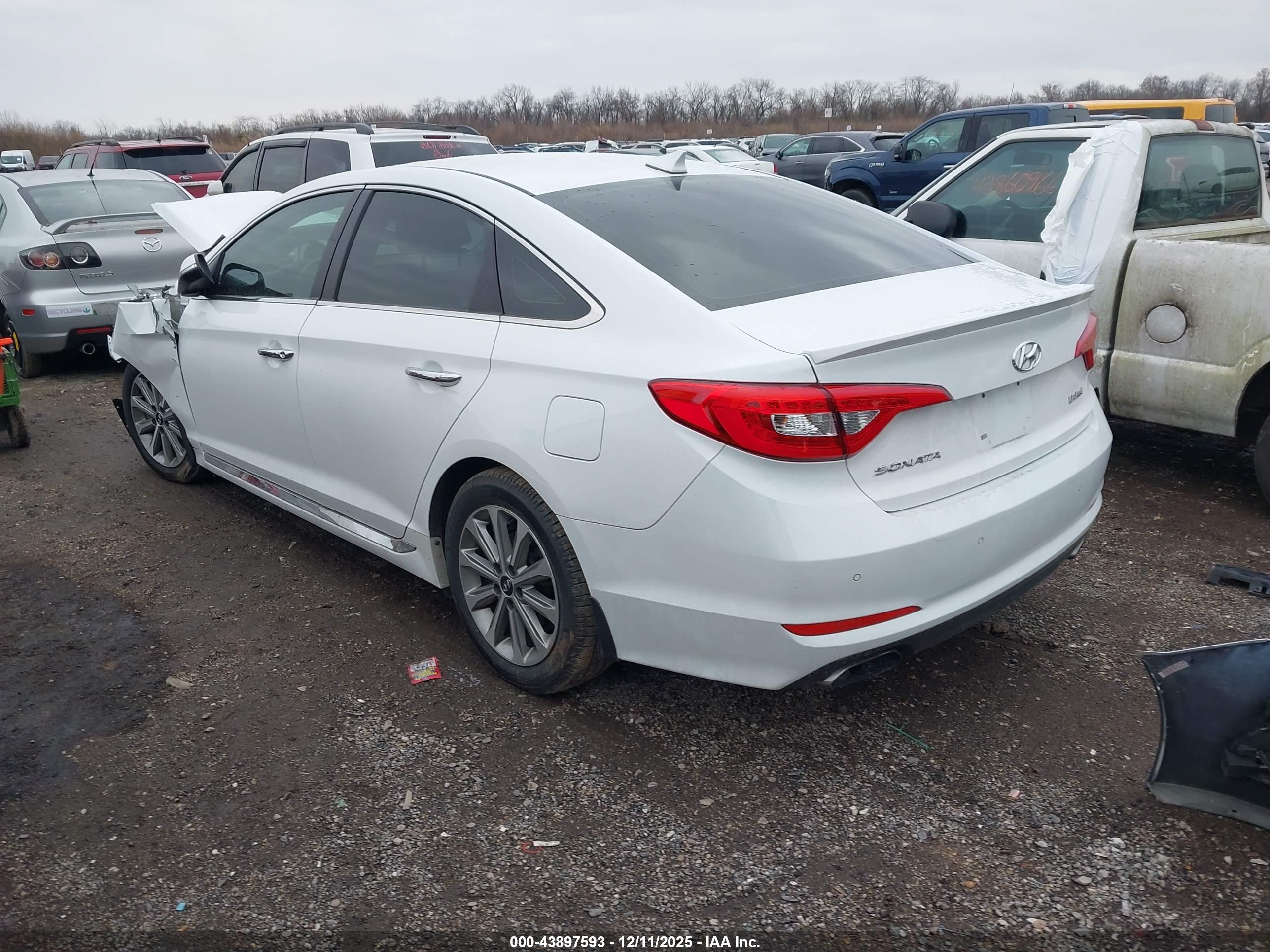 HYUNDAI SONATA image 3