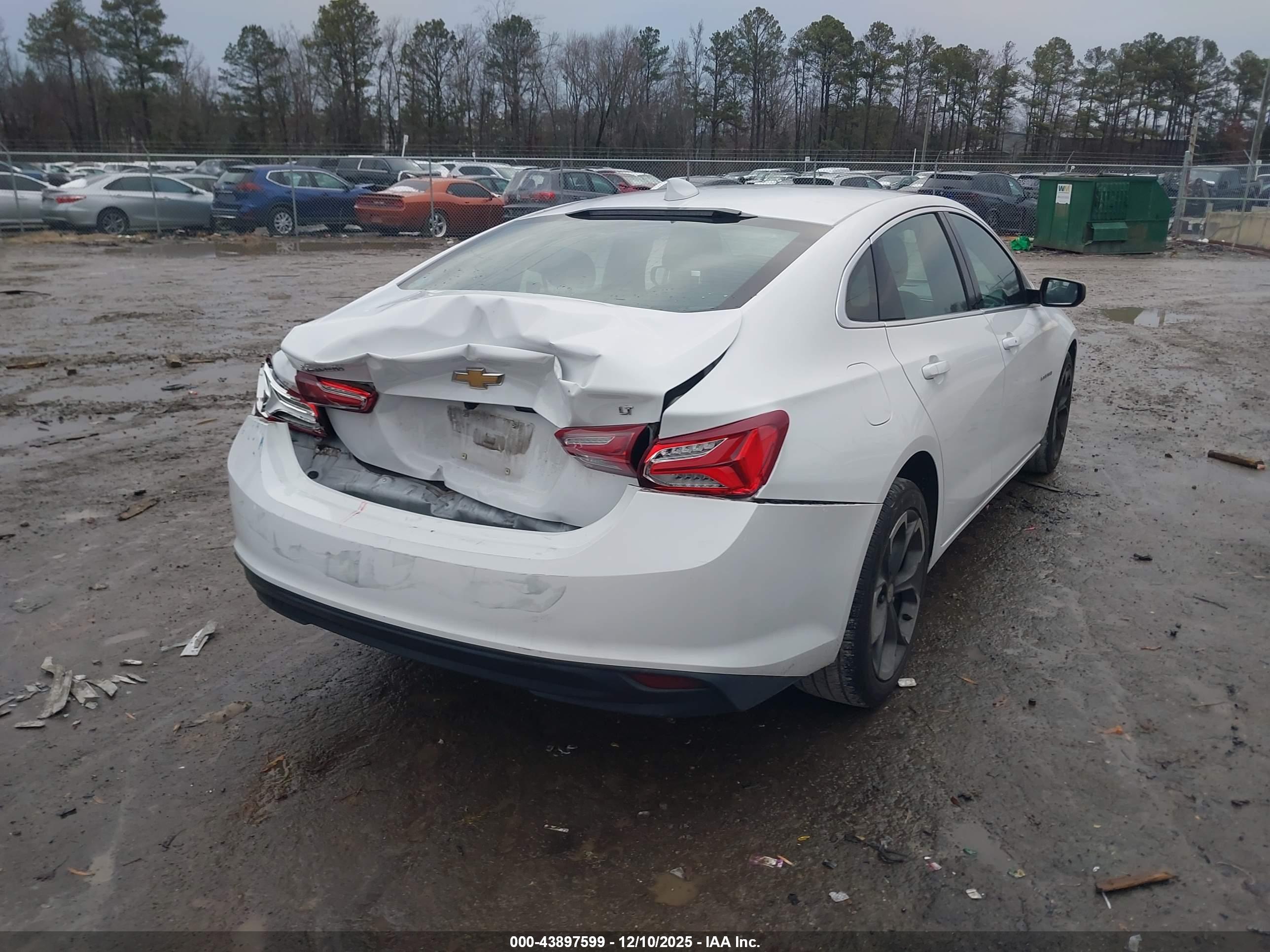 CHEVROLET MALIBU image 4