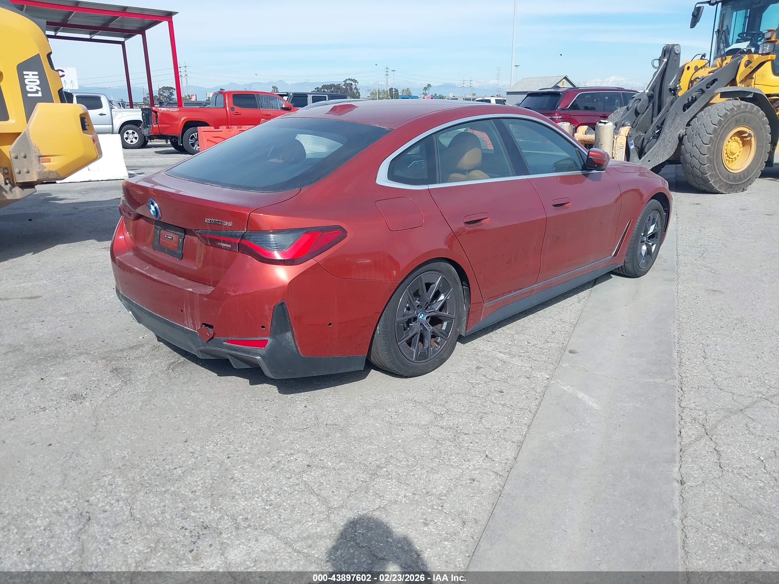 BMW I4 image 4