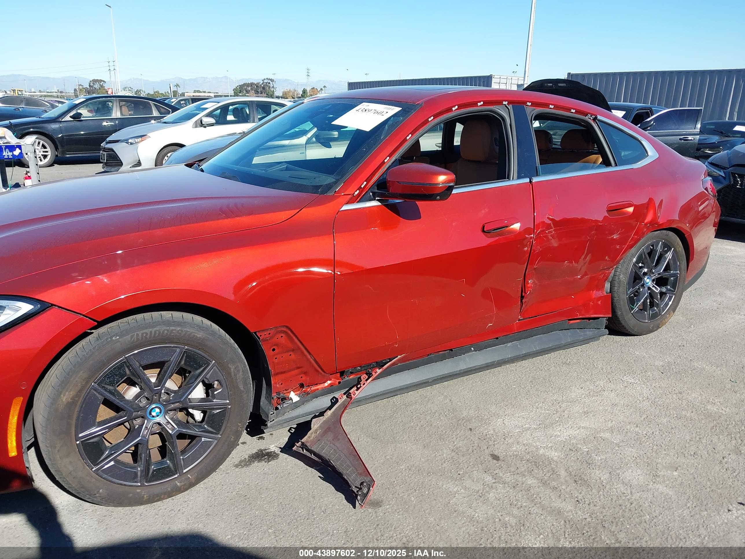 BMW I4 image 6