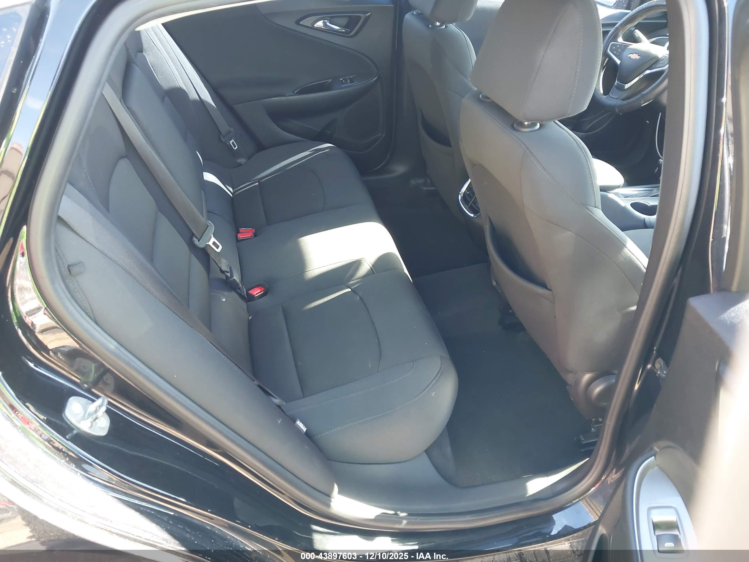 CHEVROLET MALIBU image 8